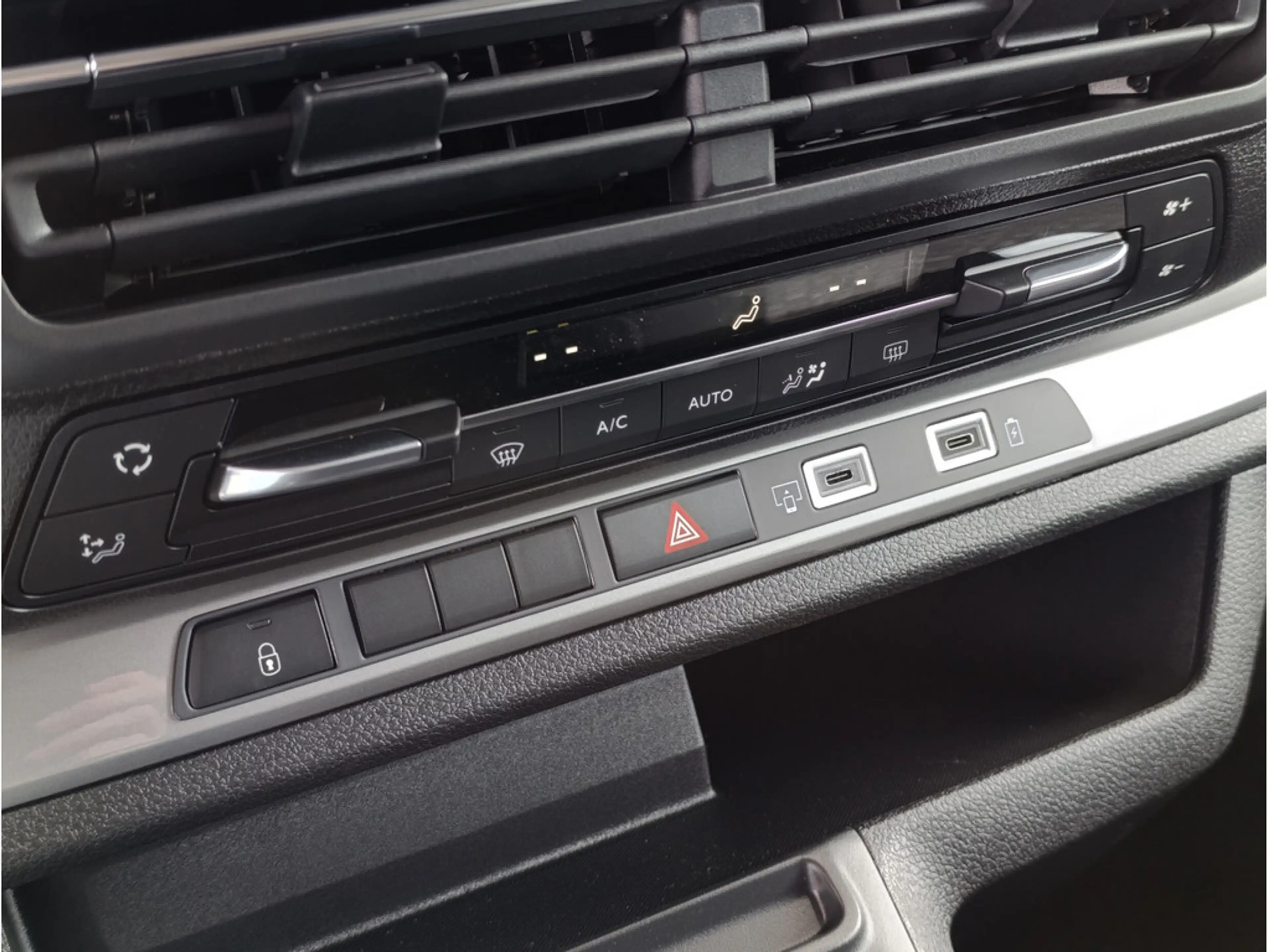 Fiat Ulysse Icon S4 L3 Diesel 180 PS Automatik — photo 13