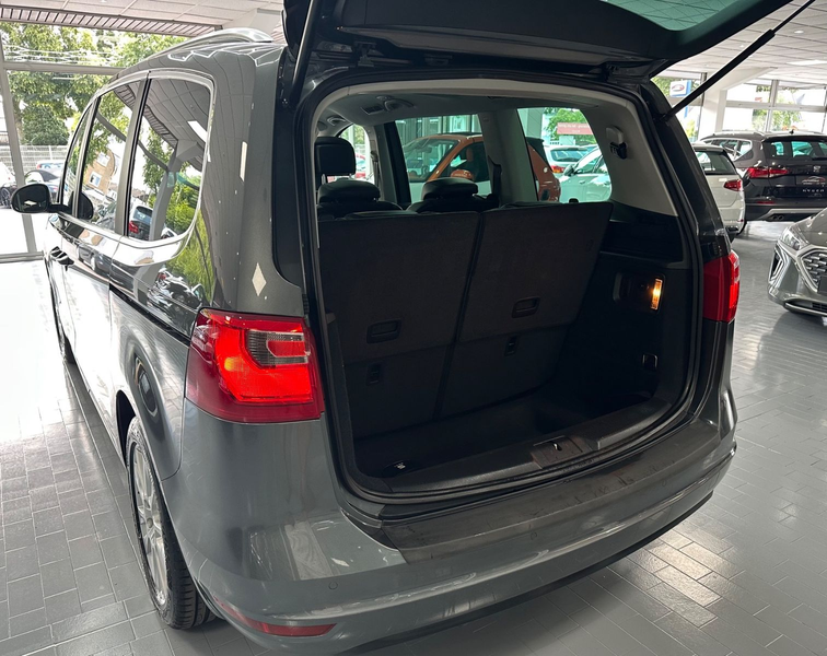 SEAT Alhambra Sport — photo 11
