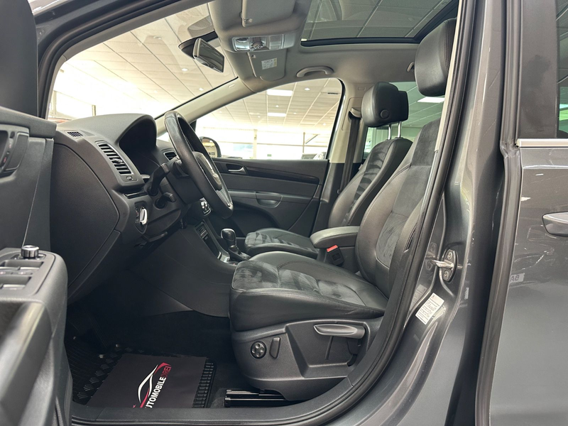 SEAT Alhambra Sport — photo 12