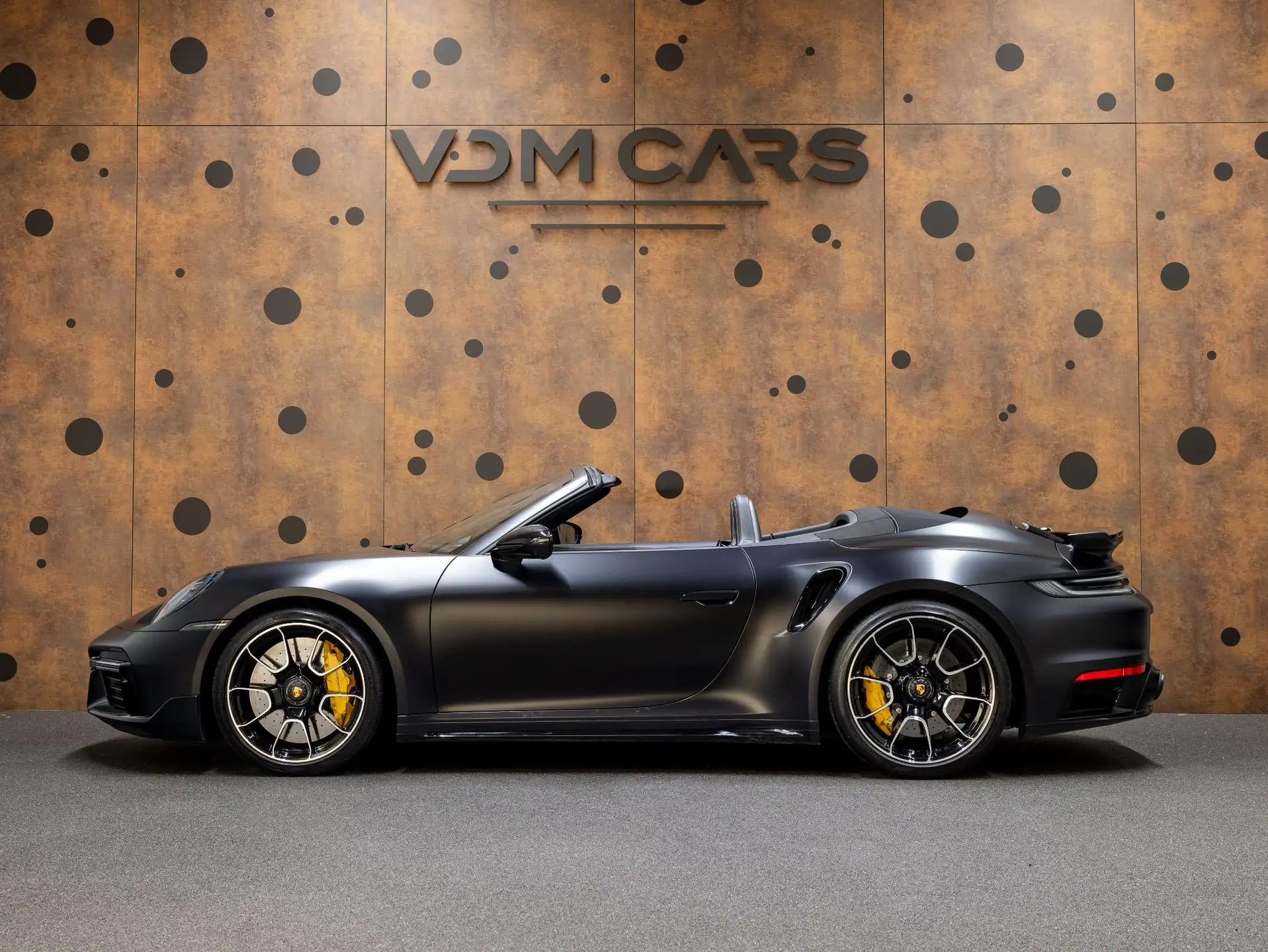 포르쉐 911 Turbo S Cabriolet 2021 검정 사진 2