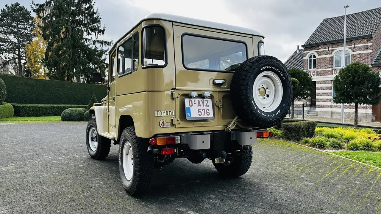 Toyota Land Cruiser BJ42, foto 2