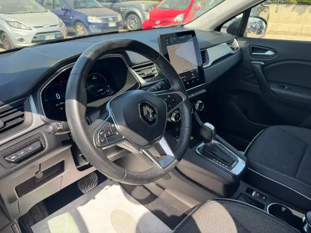 Renault Captur view 5