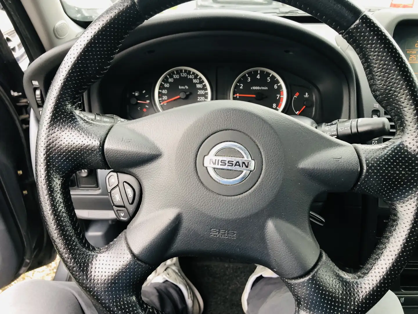 Nissan Almera 1.8 acenta. tüv 10.2025 - 2