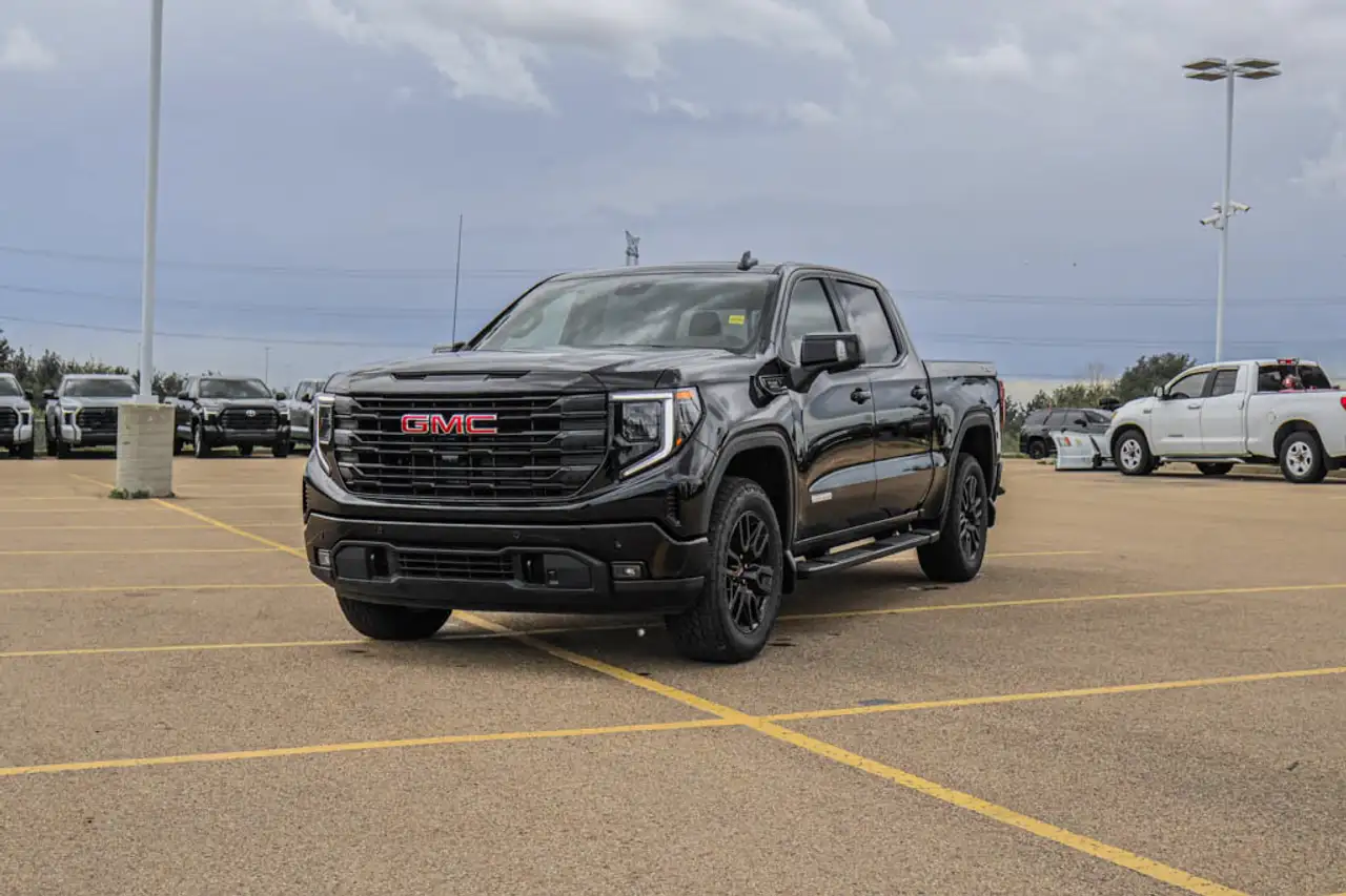 GMC Sierra 1500 снимка GMC Sierra 1500