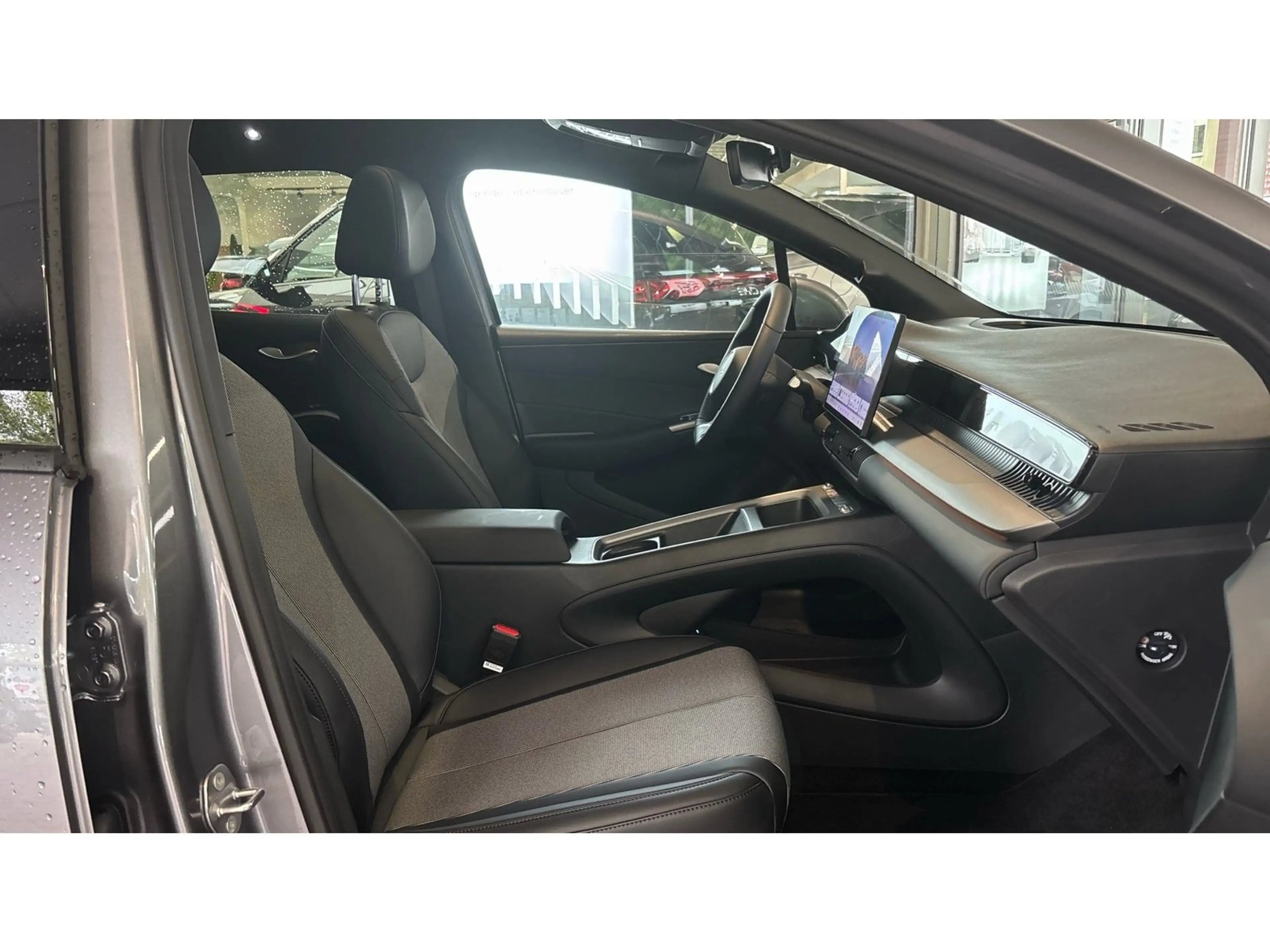 BYD Dolphin DOLPHIN G DM-i Comfort Panorama Navi 360°Kamera — photo 12