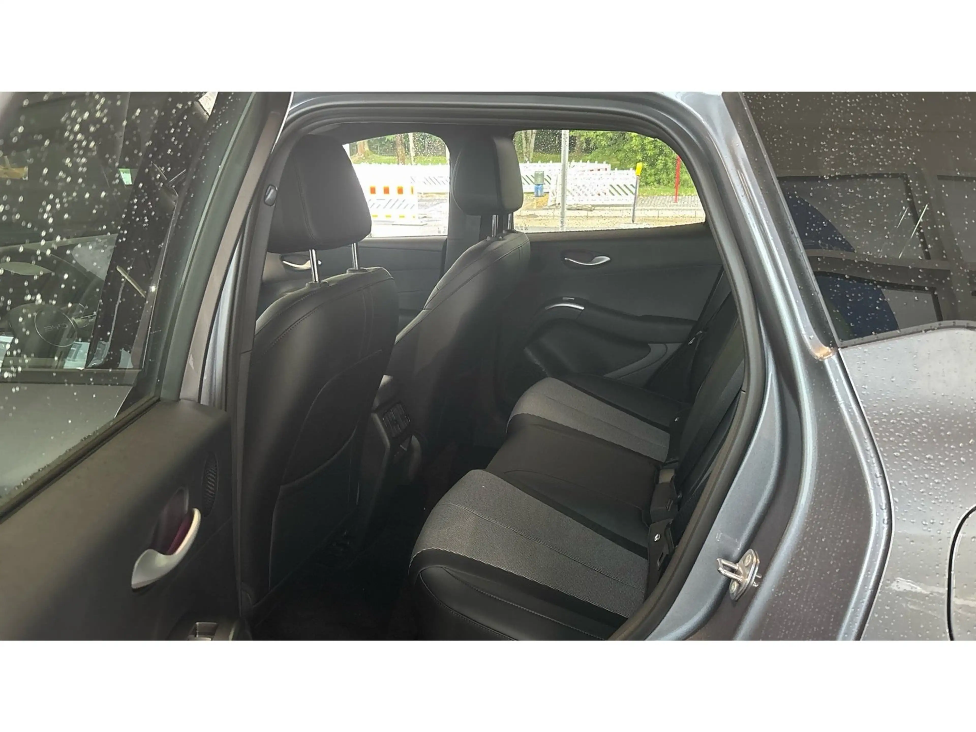 BYD Dolphin DOLPHIN G DM-i Comfort Panorama Navi 360°Kamera — photo 13