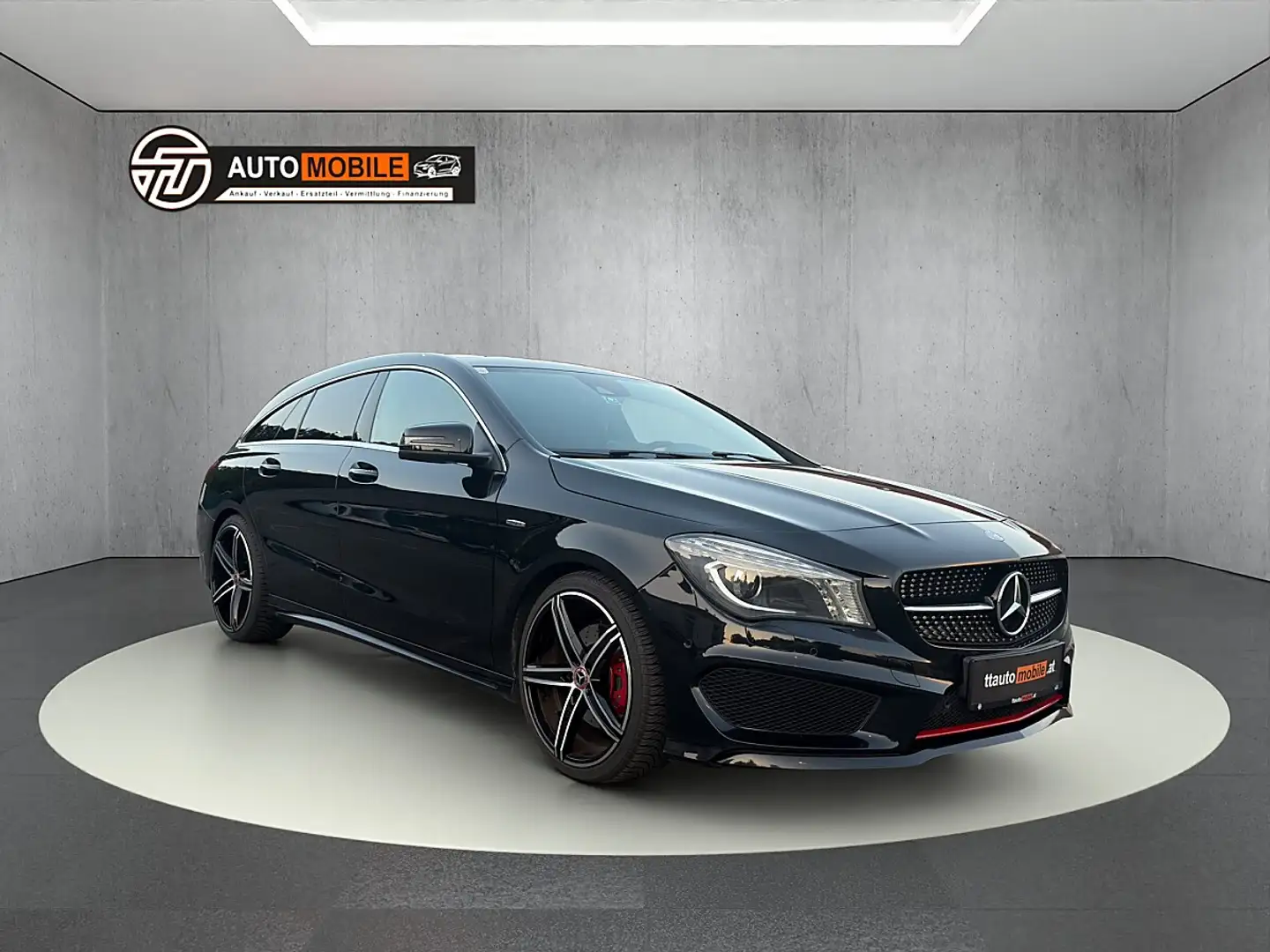 Mercedes-Benz CLA 250 Sport Shooting Brake 4Matic Schwarz - 2