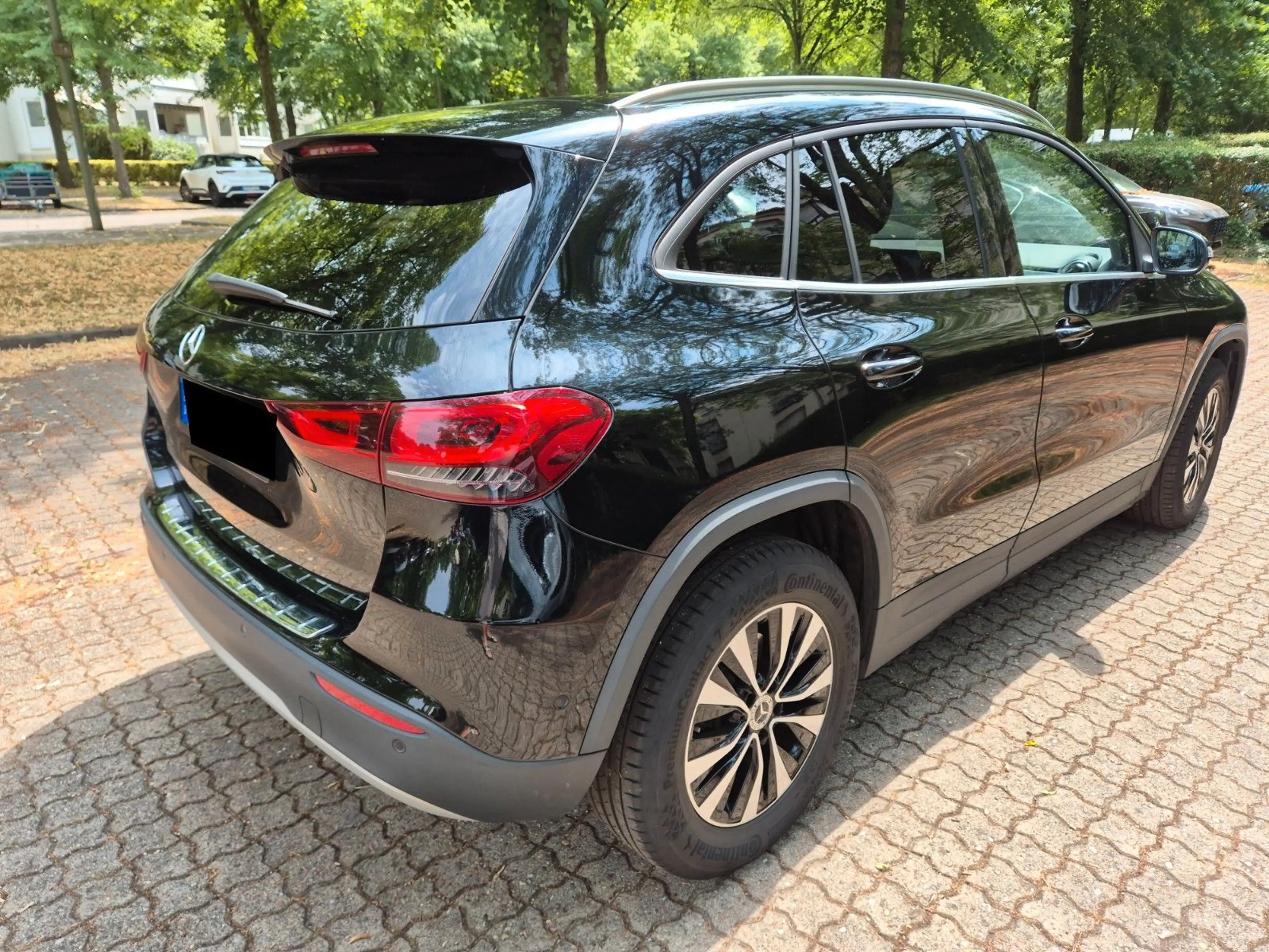 Mercedes-Benz GLA 200 d STYLE T.LEDER KAM AUT 17499NETTO — photo 7