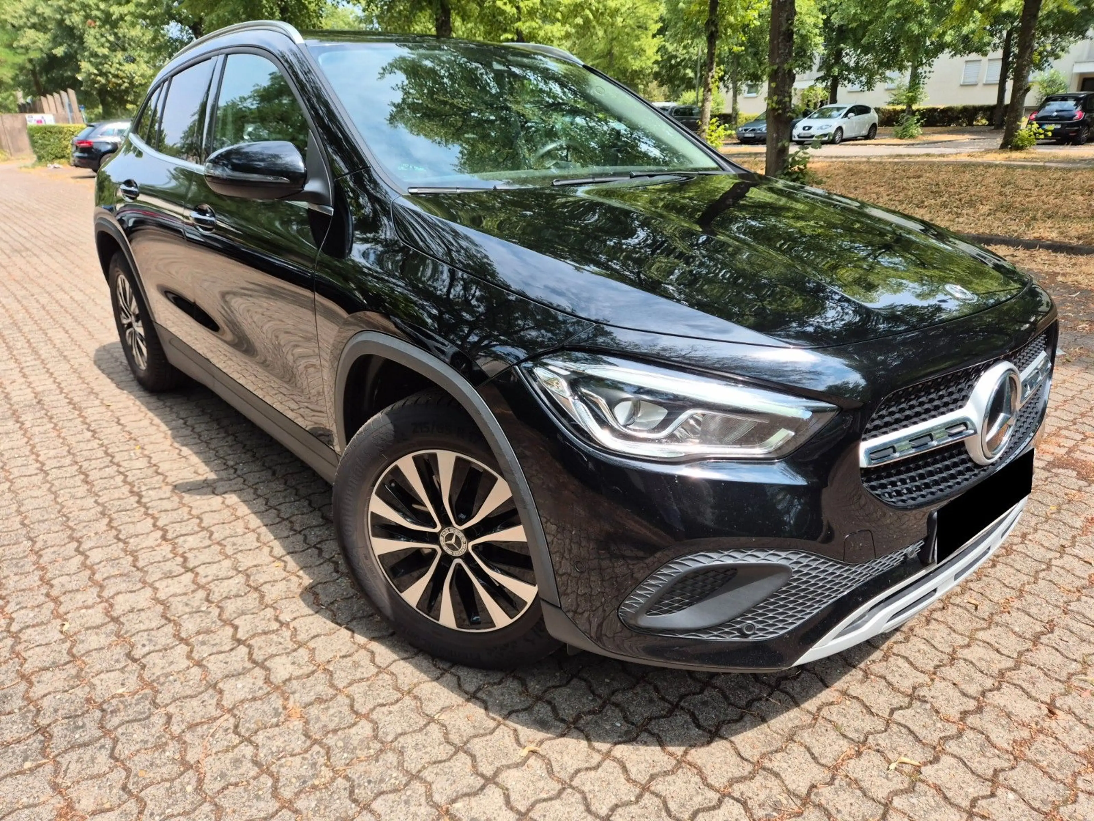 Mercedes-Benz GLA 200 d STYLE T.LEDER KAM AUT 17499NETTO — photo 2