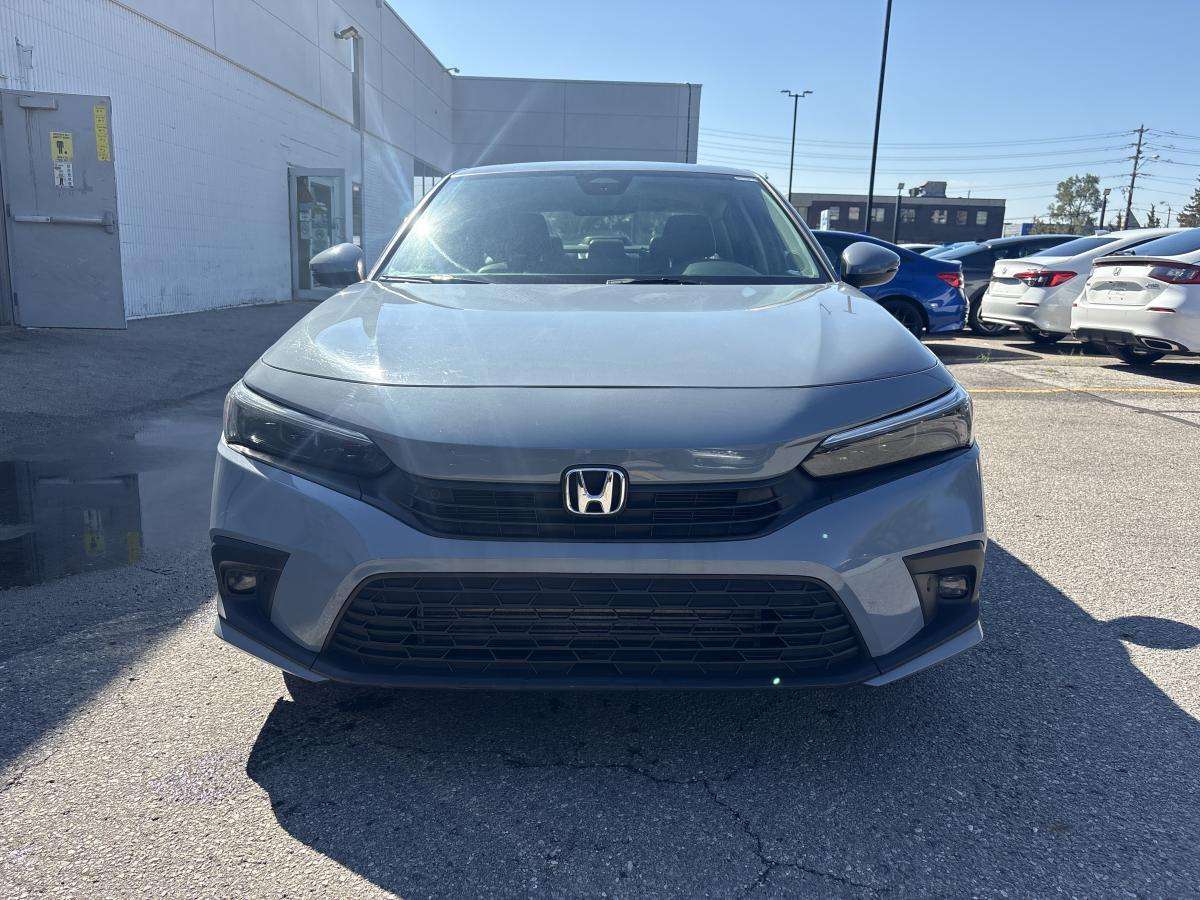 2023 Honda Civic Touring Honda Certified With 7YR/160K Warranty — снимка 1