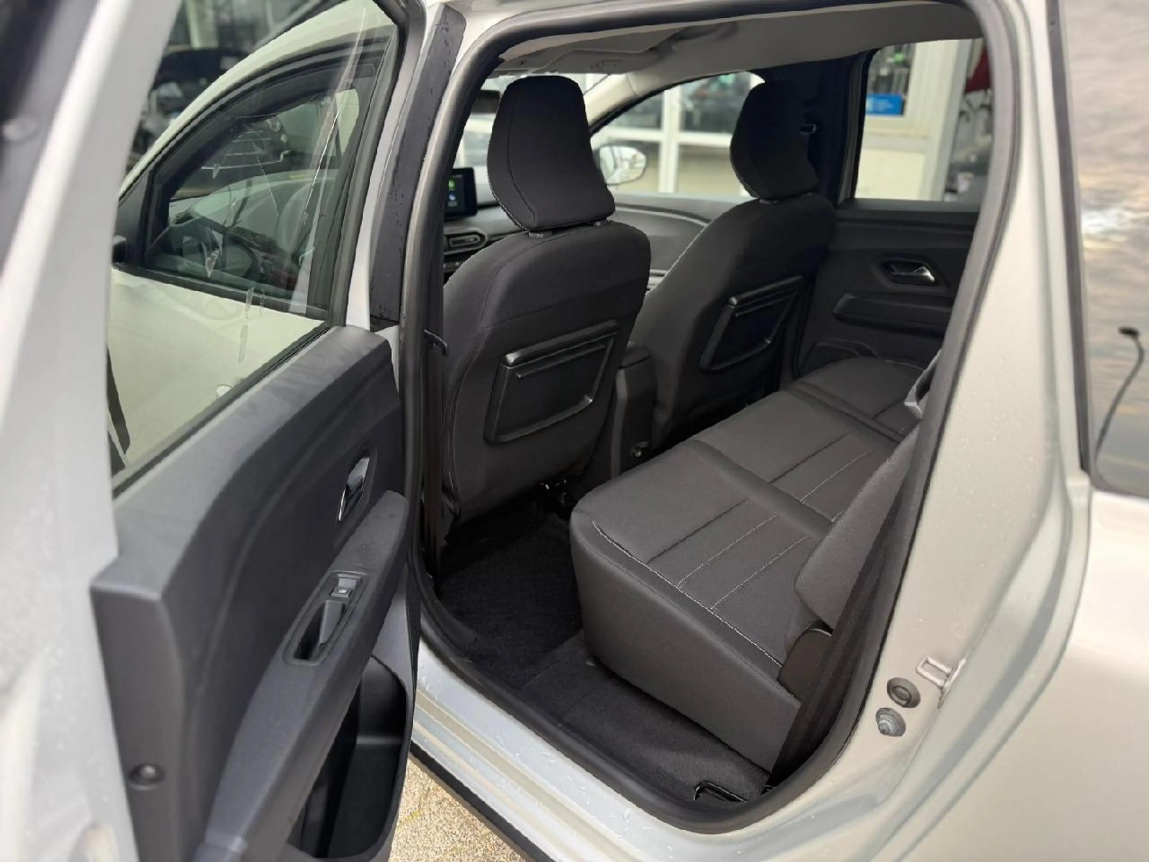 Dacia Jogger Extreme — photo 5