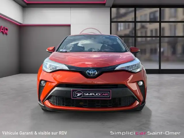 Toyota C-HR view 4