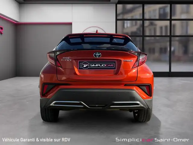 Toyota C-HR view 7
