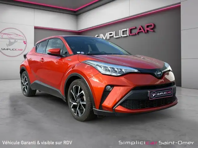 2021 Toyota C-HR in Gold for sale