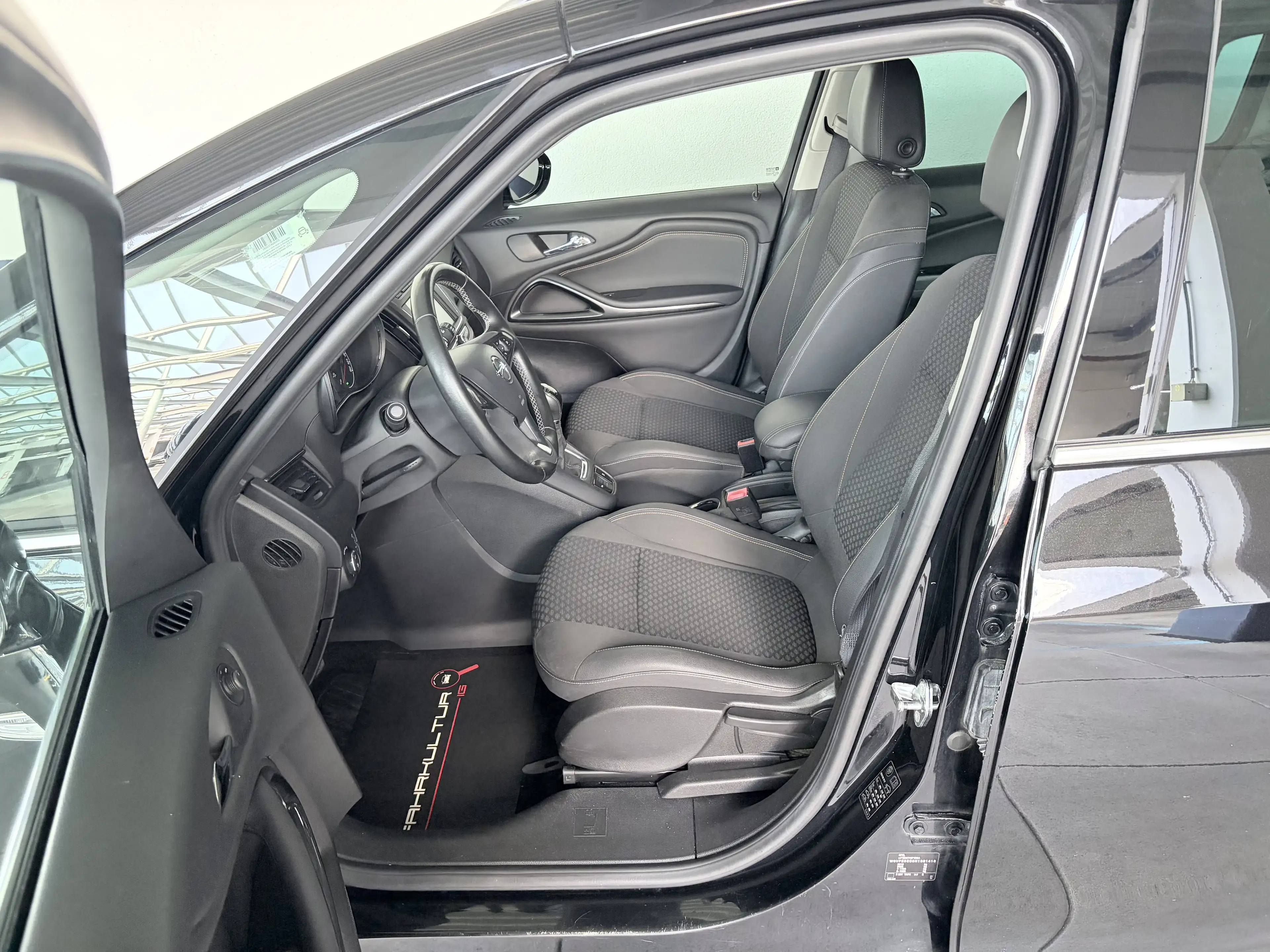 Opel Zafira Innovation 7 Sitze 140PS Benzin 2017BJ — photo 12