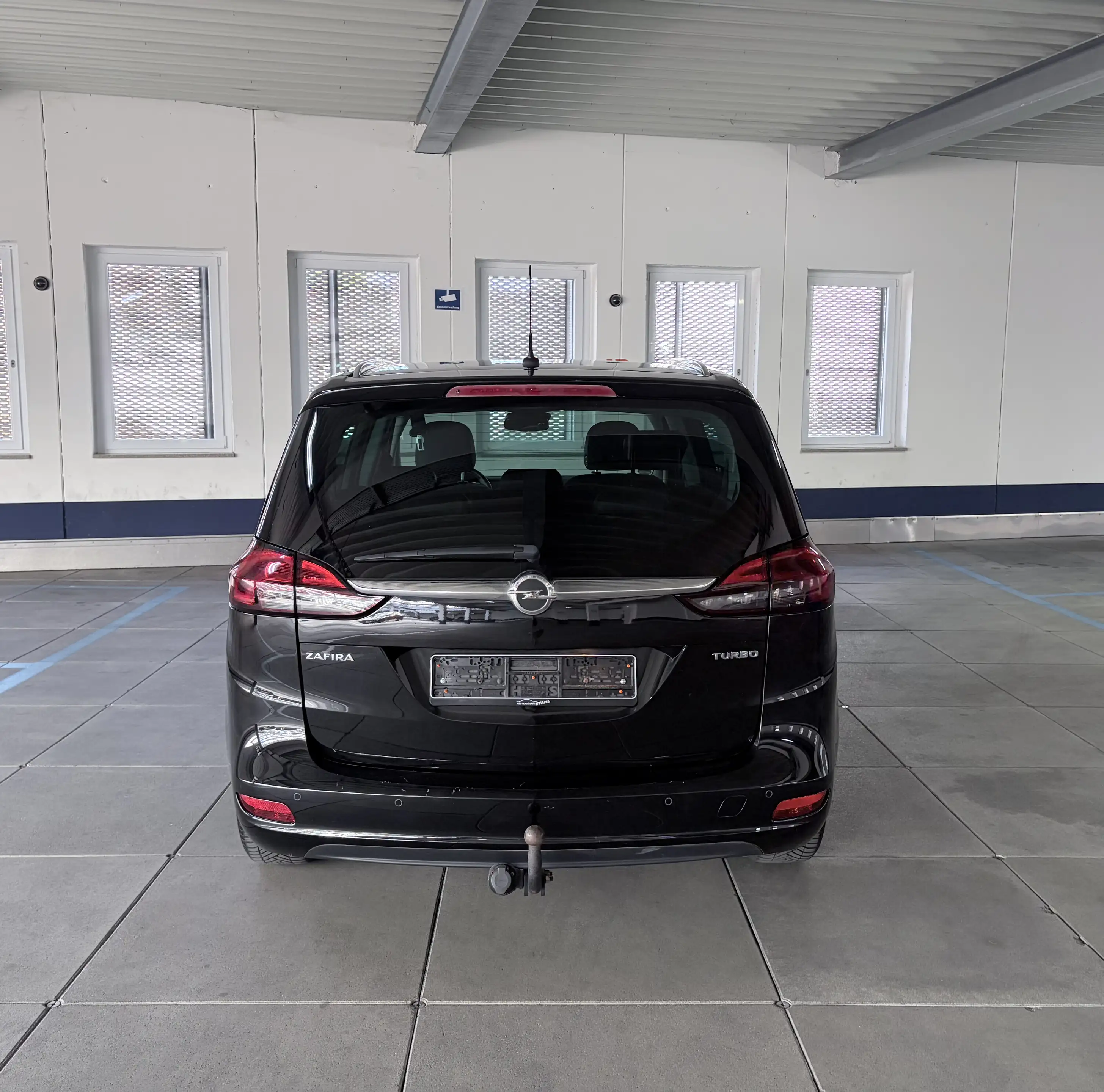 Opel Zafira Innovation 7 Sitze 140PS Benzin 2017BJ — photo 6
