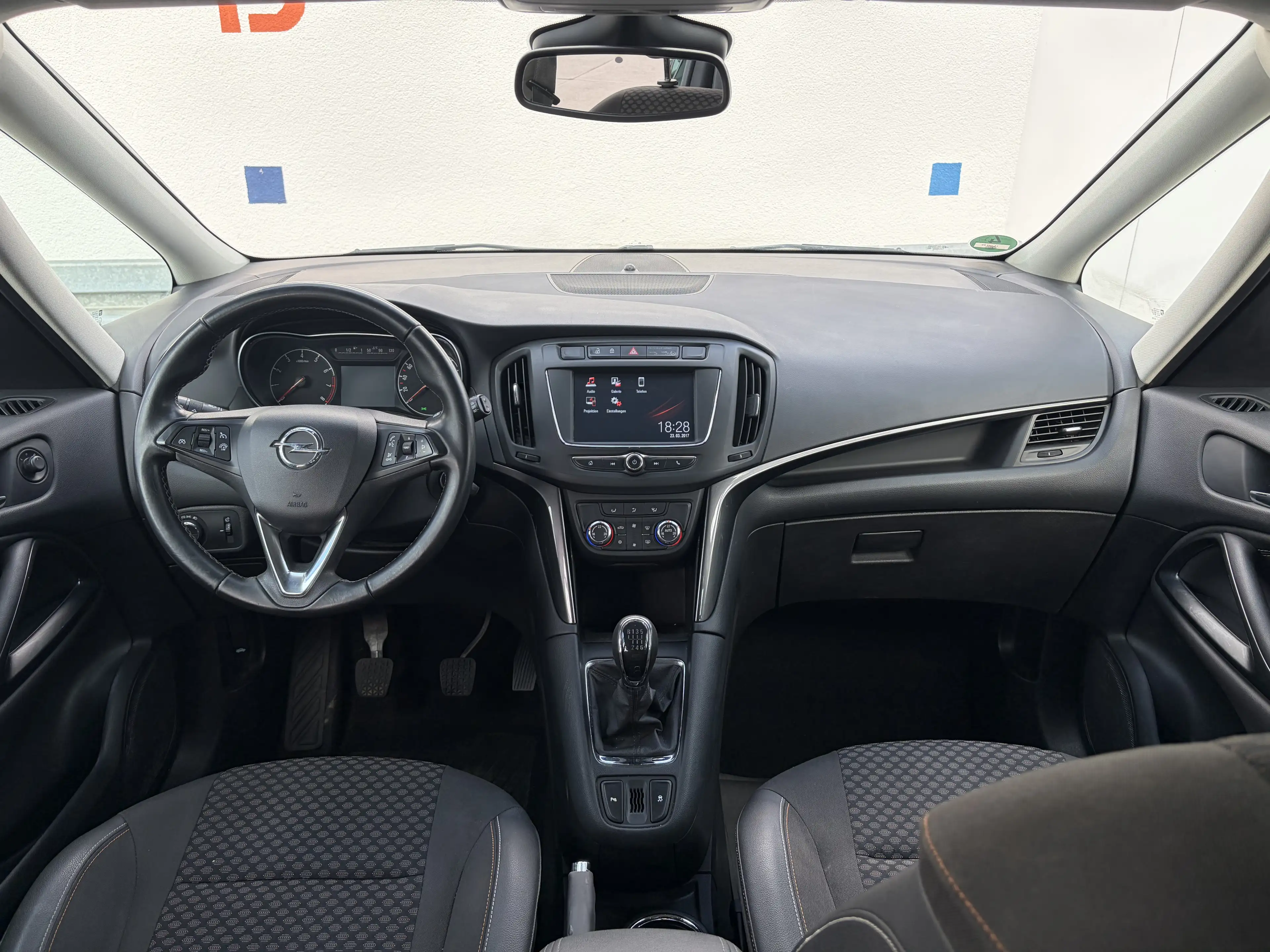 Opel Zafira Innovation 7 Sitze 140PS Benzin 2017BJ — photo 14