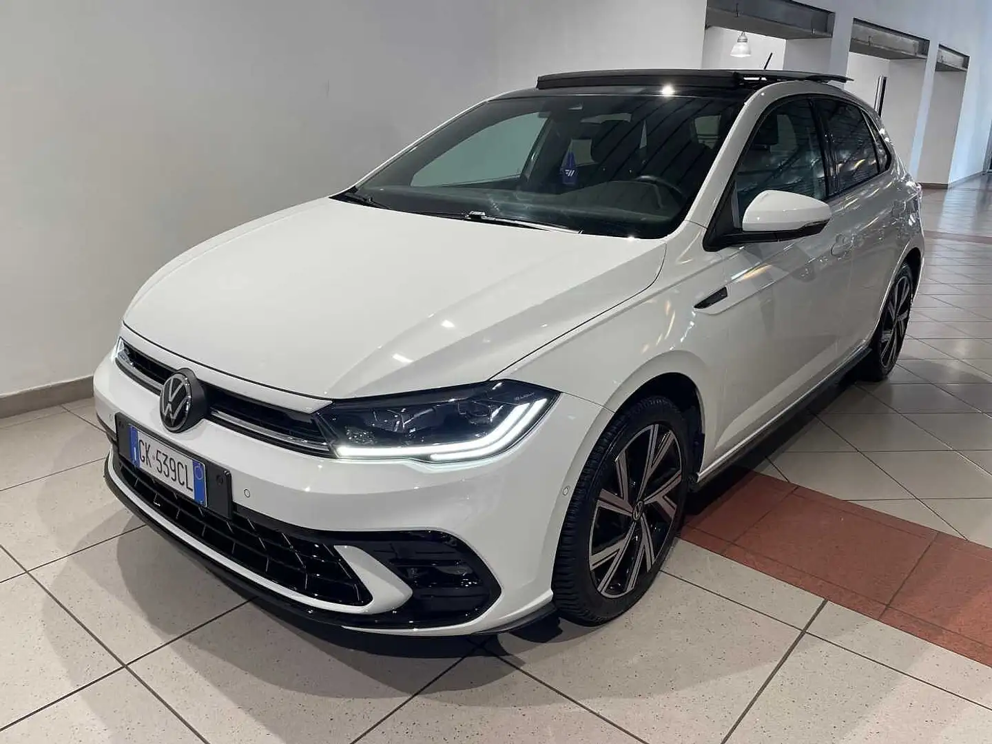 Volkswagen Polo 6ª serie 1.0 TSI R-Line Weiß - 1