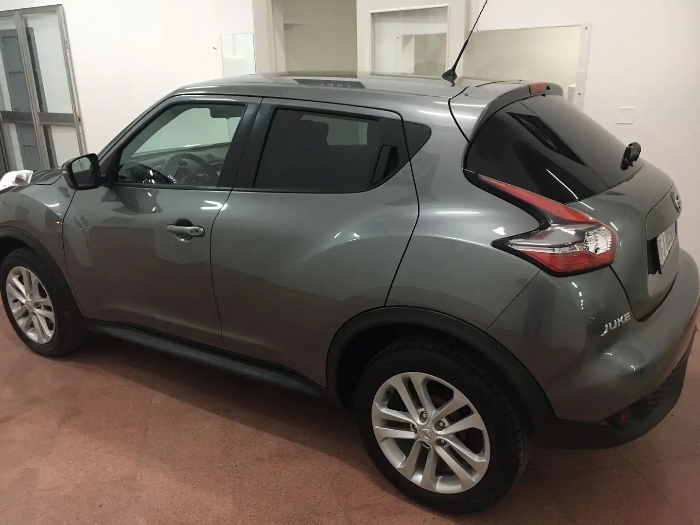 Nissan Juke Juke I 2015 1.5 dci N-Connecta 110cv Grigio - 1
