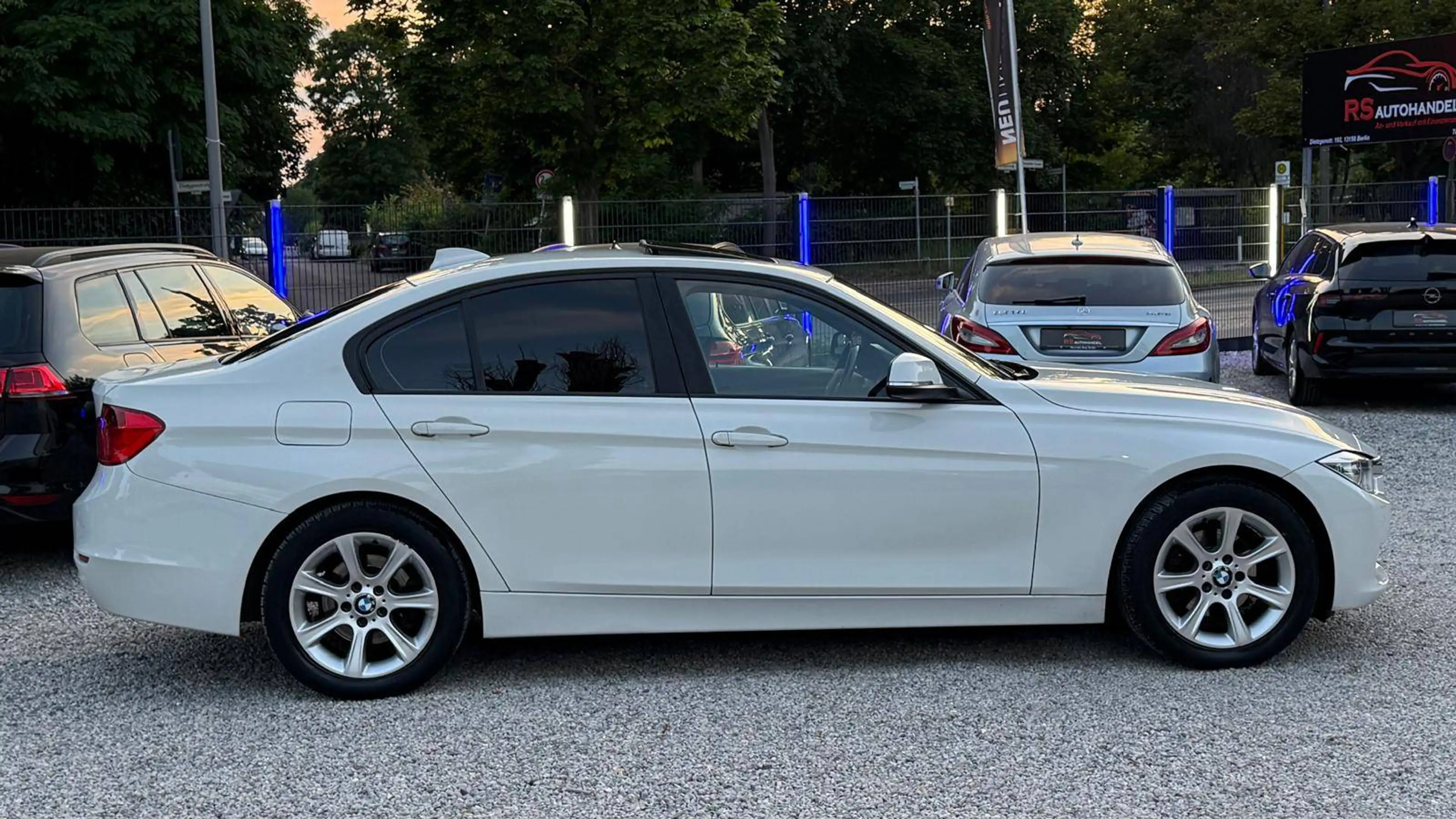 BMW 316 316i Limousine/Navi/PDC/TEMP./Schiebedach/Leder — photo 8