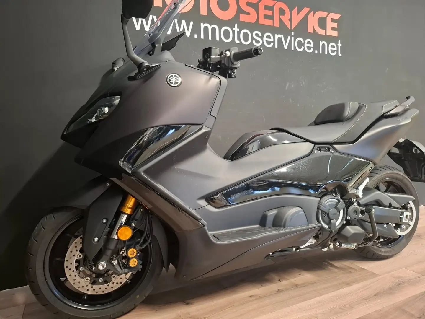 Yamaha TMAX 560 TECH MAX Rosso - 2