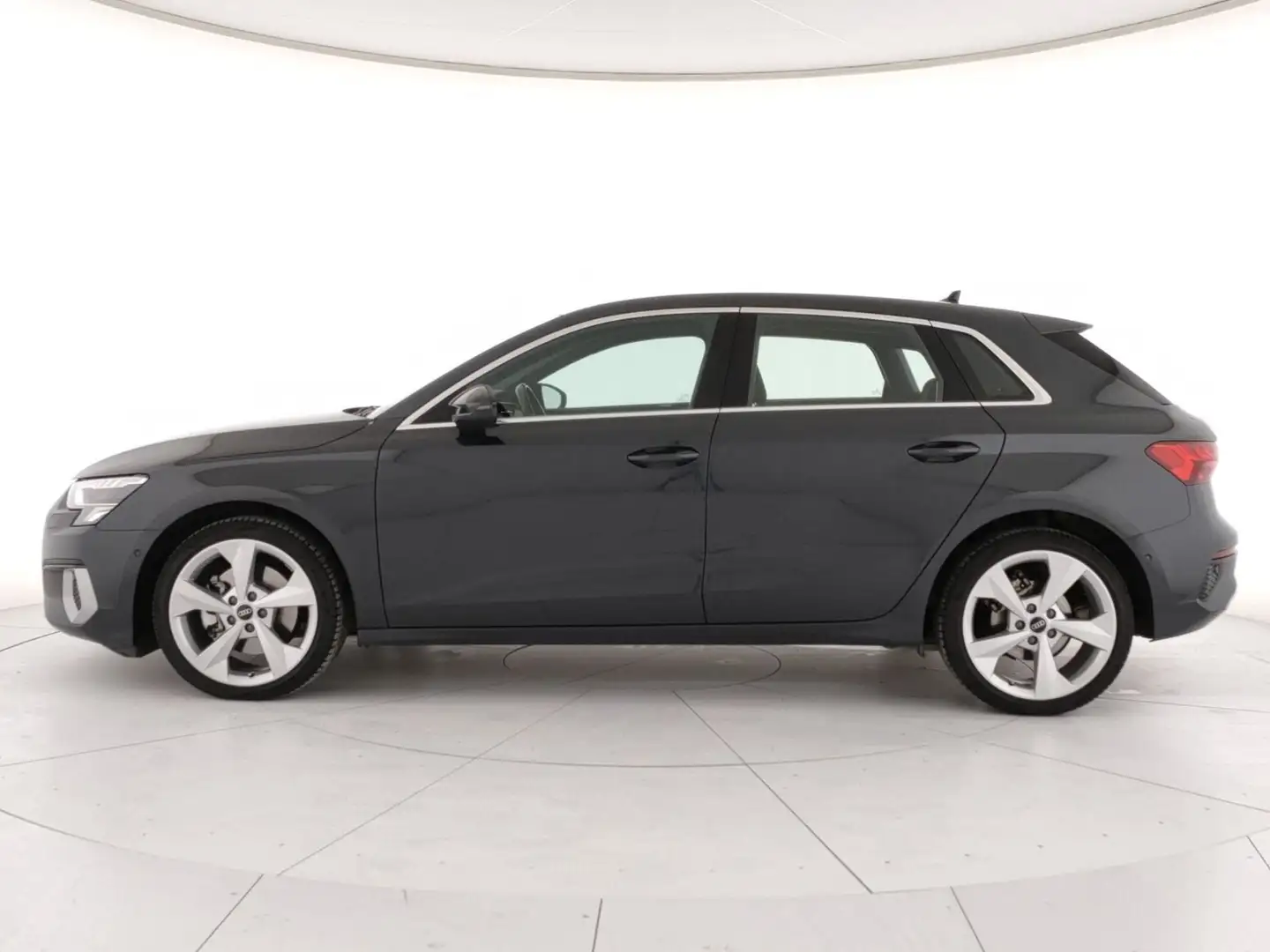 Audi A3 sportback 30 1.0 tfsi business advanced Gris - 2