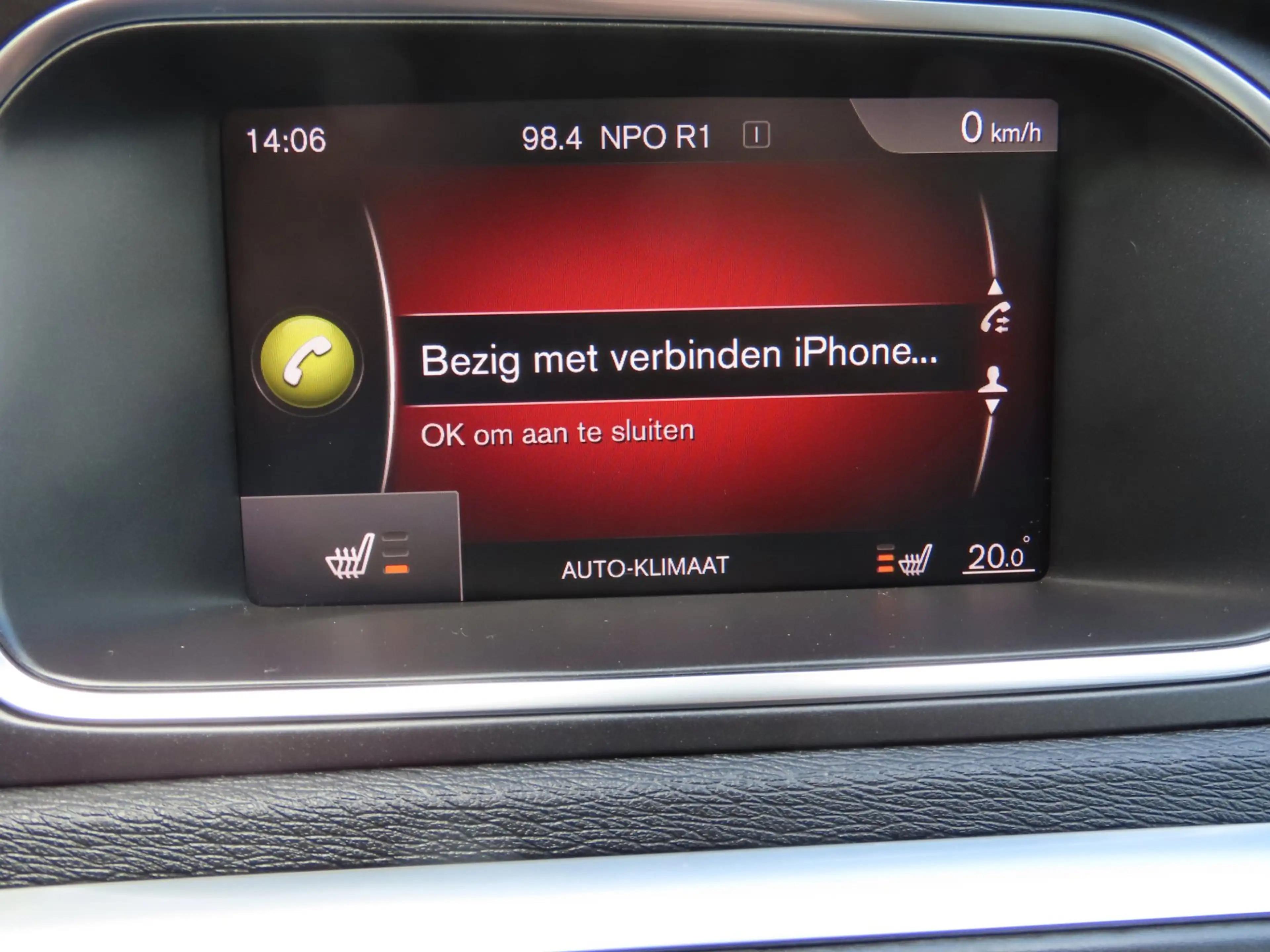 Volvo V40 Cross Country 1.5 T3 Polar+ Luxury Trekhaak Leder Camera Pano NA — photo 16