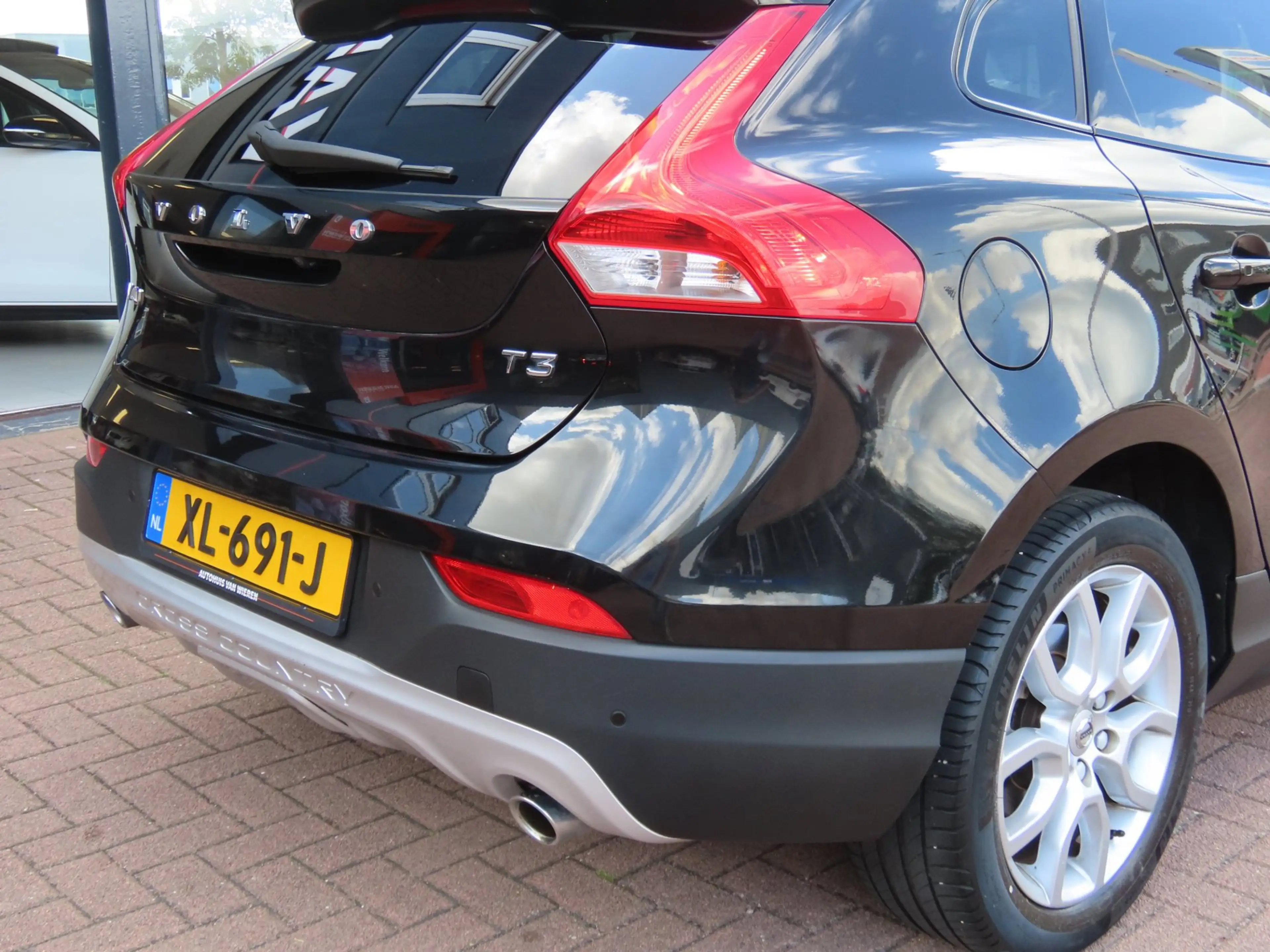 Volvo V40 Cross Country 1.5 T3 Polar+ Luxury Trekhaak Leder Camera Pano NA — photo 6