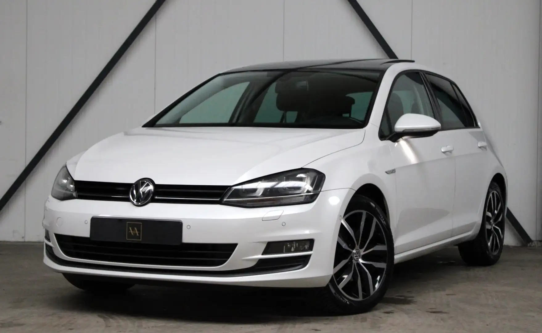 Volkswagen Golf 1.4 TSI CUP Edition l Panoramadak l Xenon Wit - 1