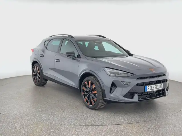 CUPRA Formentor view 3