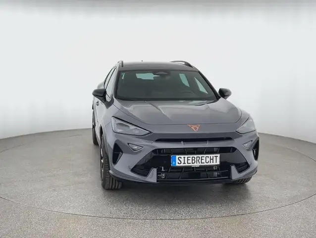 CUPRA Formentor view 2