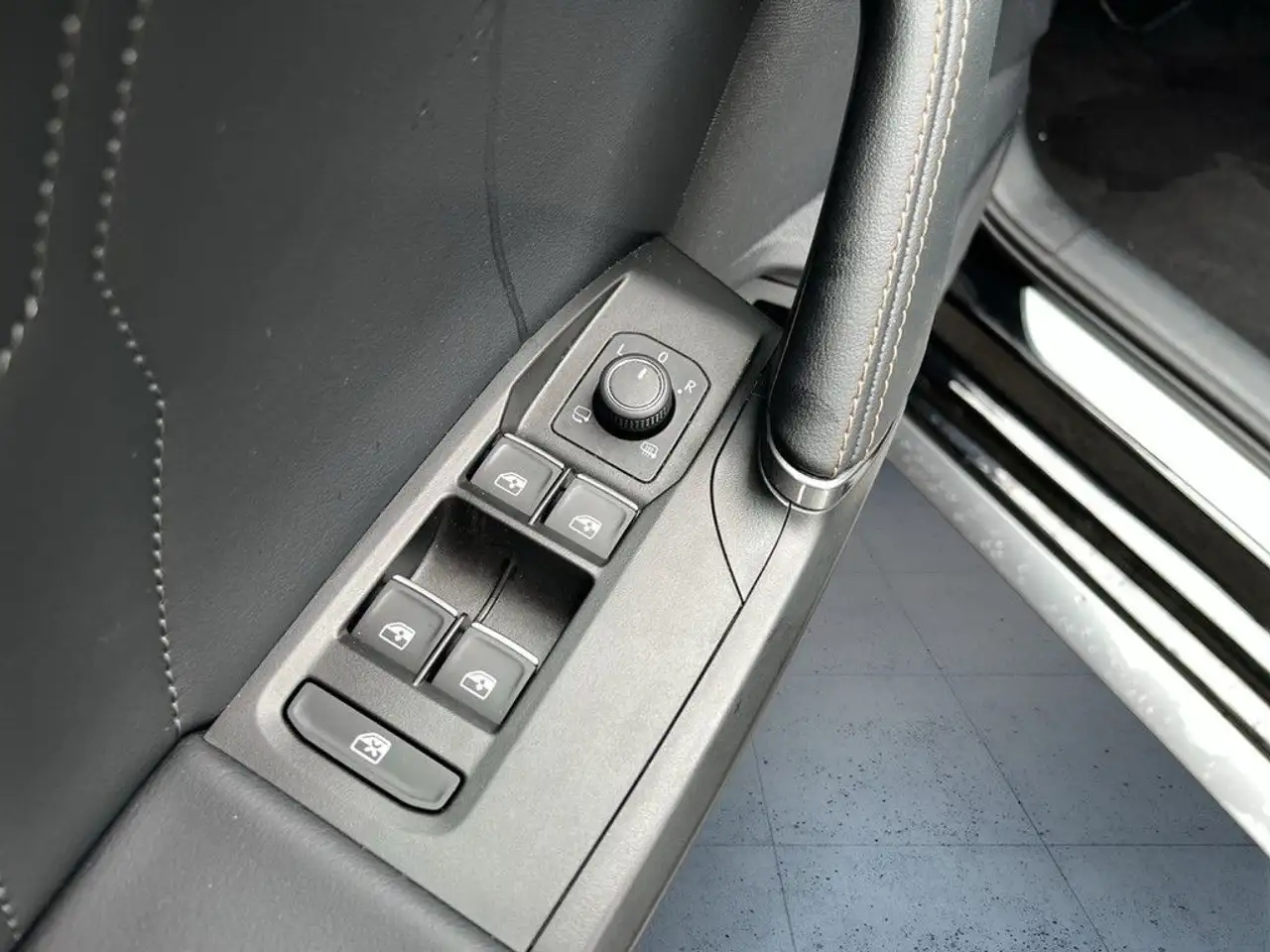 Cupra Leon 1.4 TSI DSG eHybrid VZ Navi LED ACC RFK, миниатюра 16