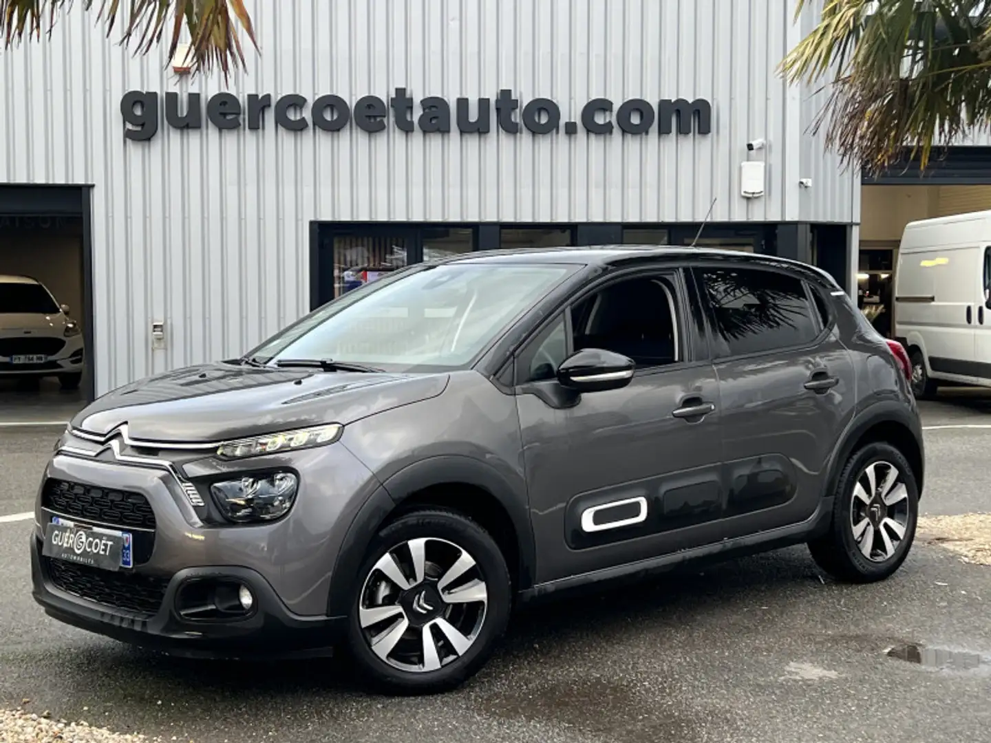 Citroen C3 1.2 PURETECH 110CH S\u0026S SHINE 120-123G Gris - 1