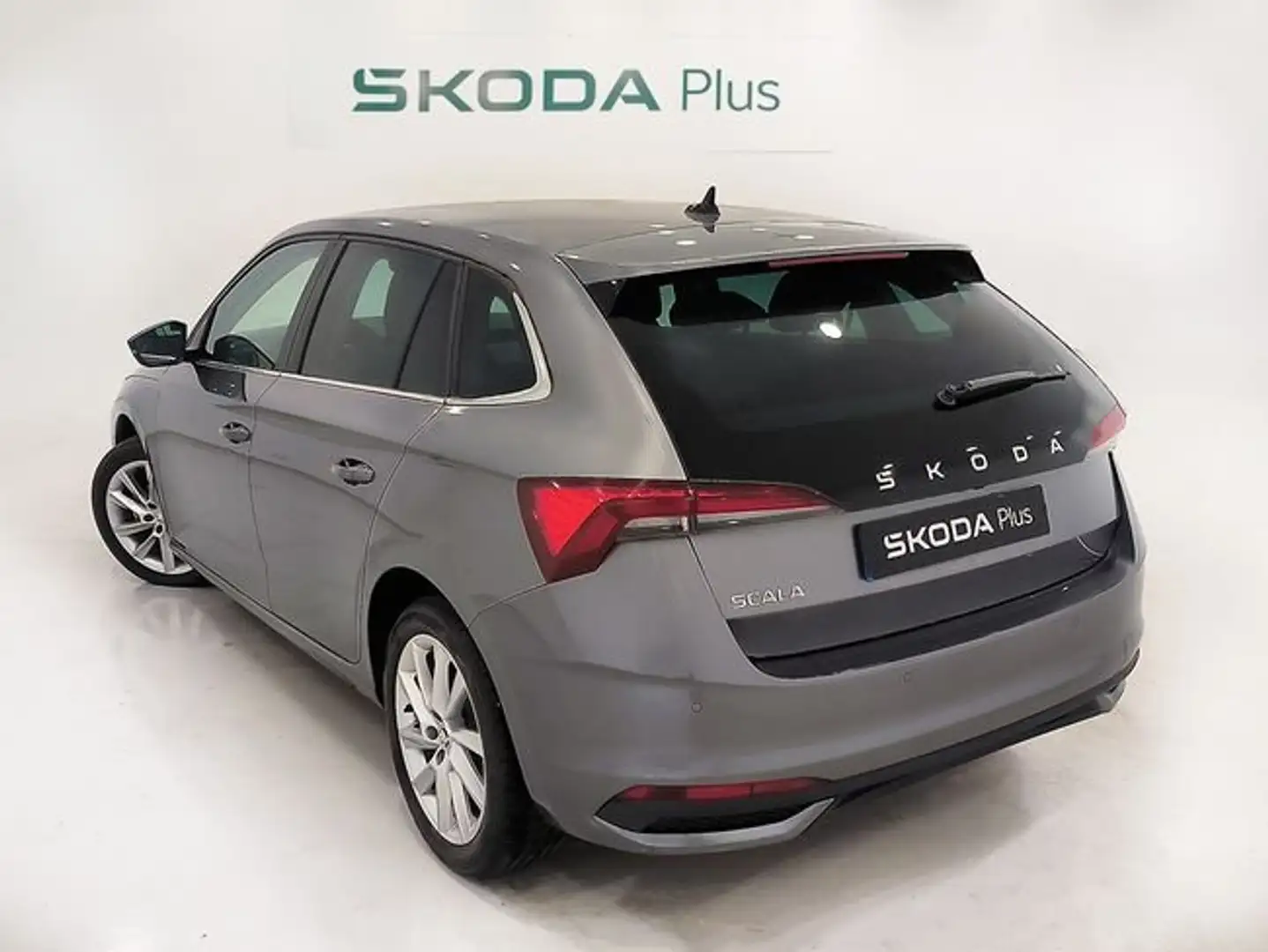Skoda Scala 1.0 TSI Selection 70kW Grigio - 2