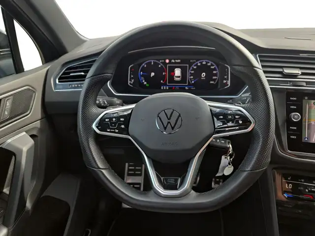 Volkswagen Tiguan view 13