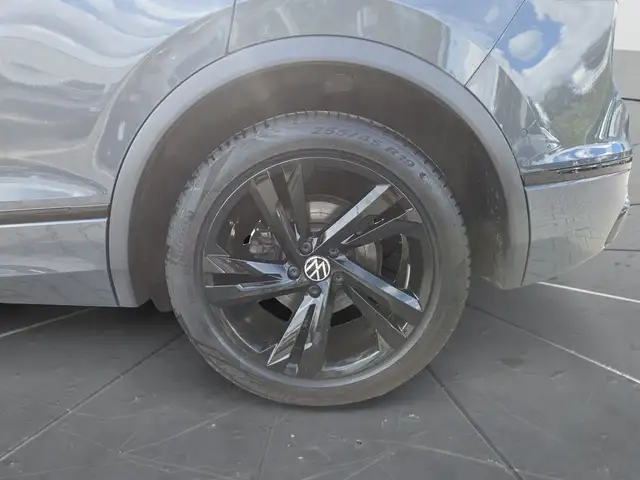 Volkswagen Tiguan view 15