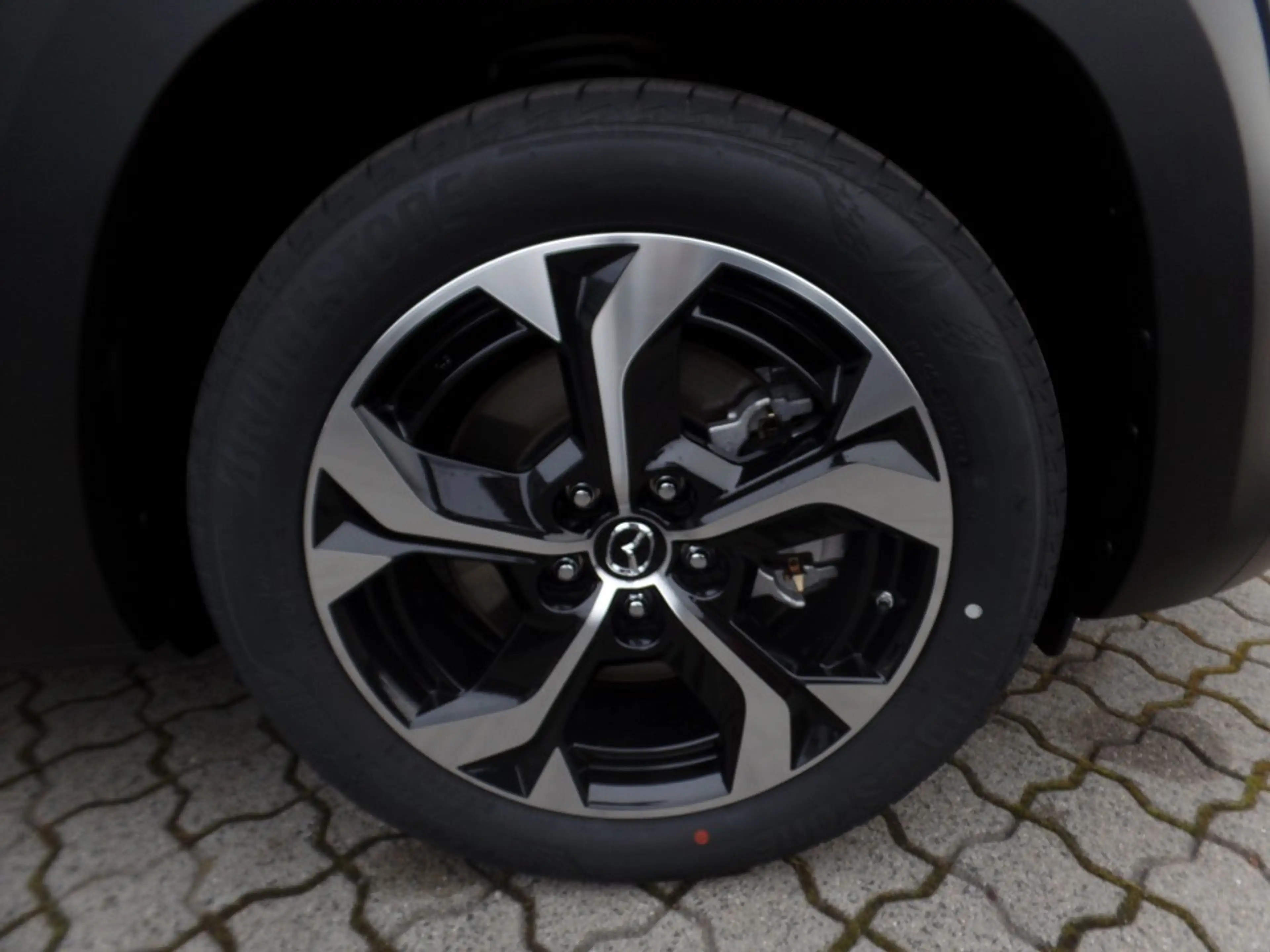 Mazda MX-30 e-SKYACTIV R-EV 170ps T AT Exclusive-Line — photo 12