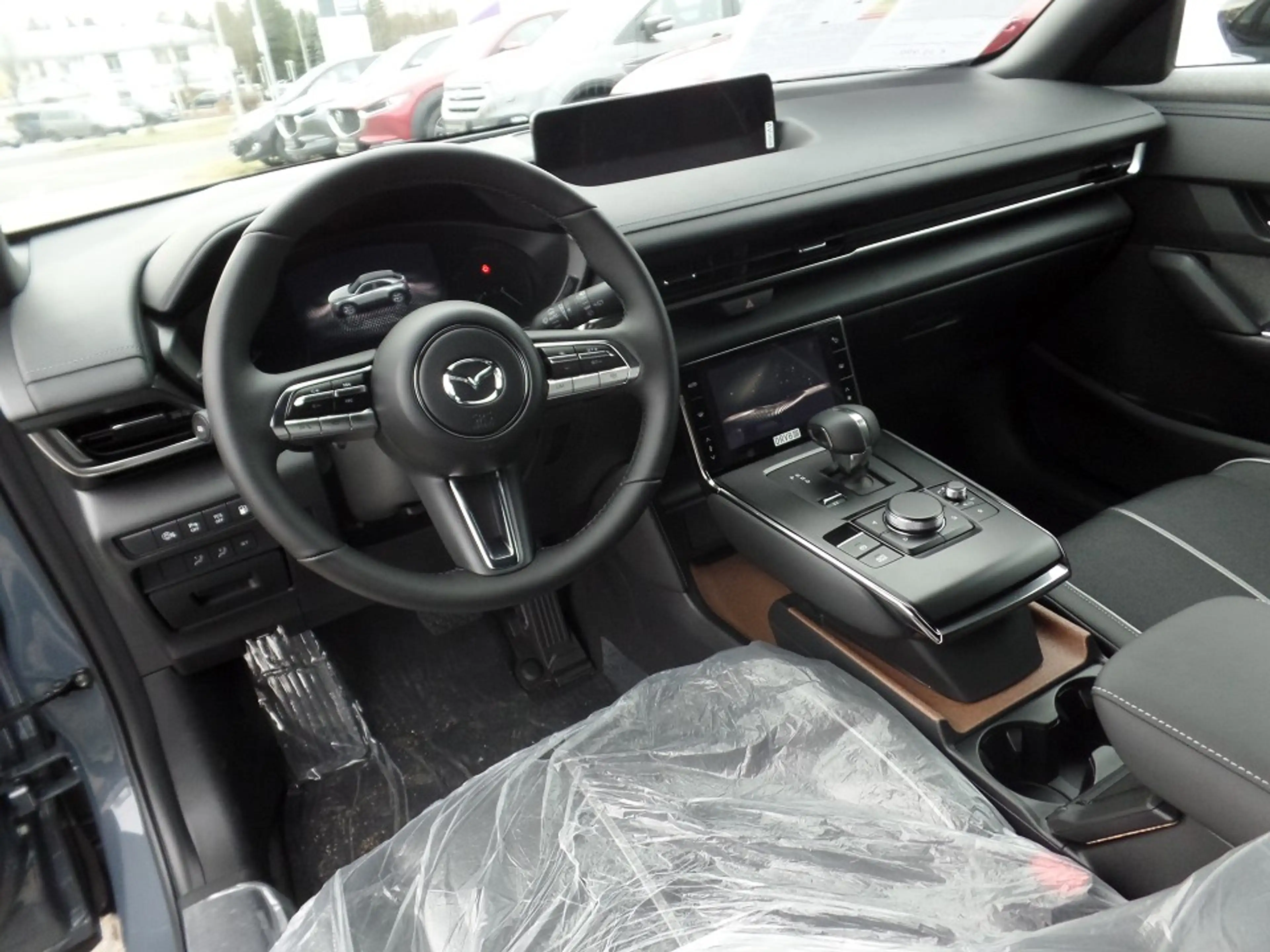 Mazda MX-30 e-SKYACTIV R-EV 170ps T AT Exclusive-Line — photo 4