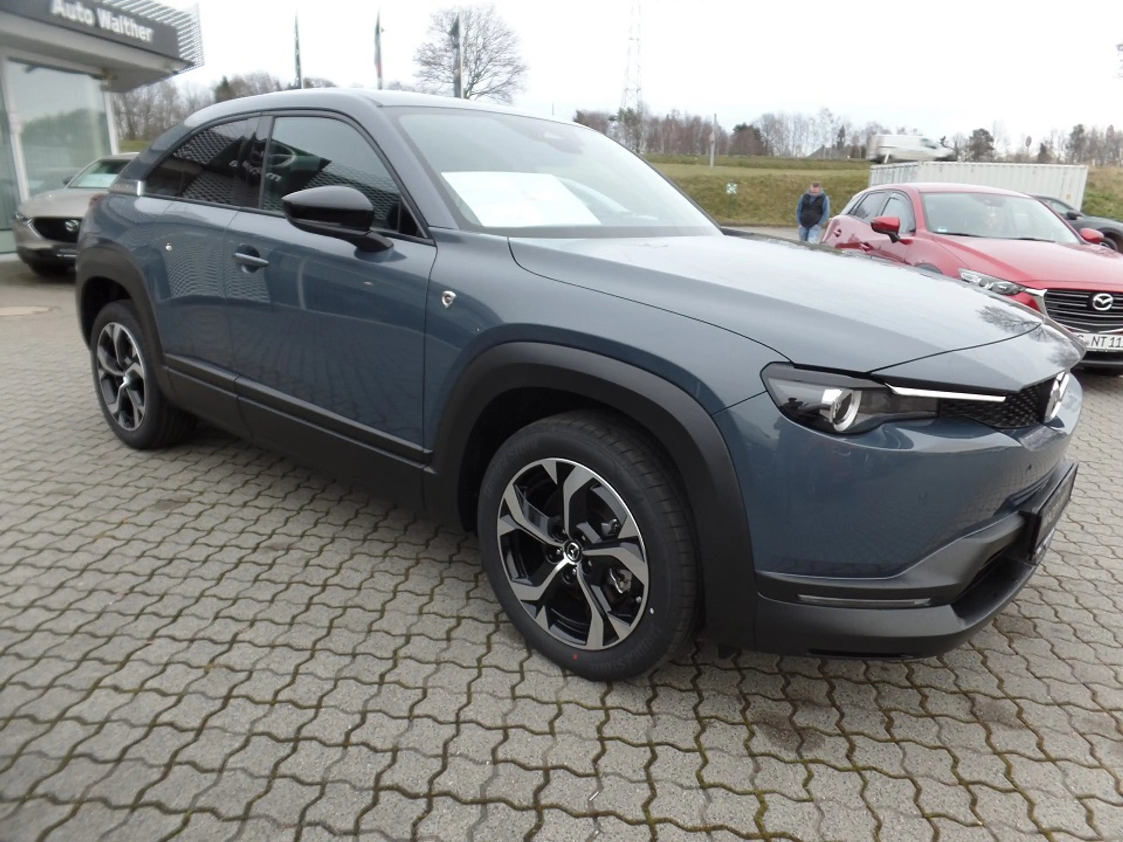 Mazda MX-30 e-SKYACTIV R-EV 170ps T AT Exclusive-Line — photo 3