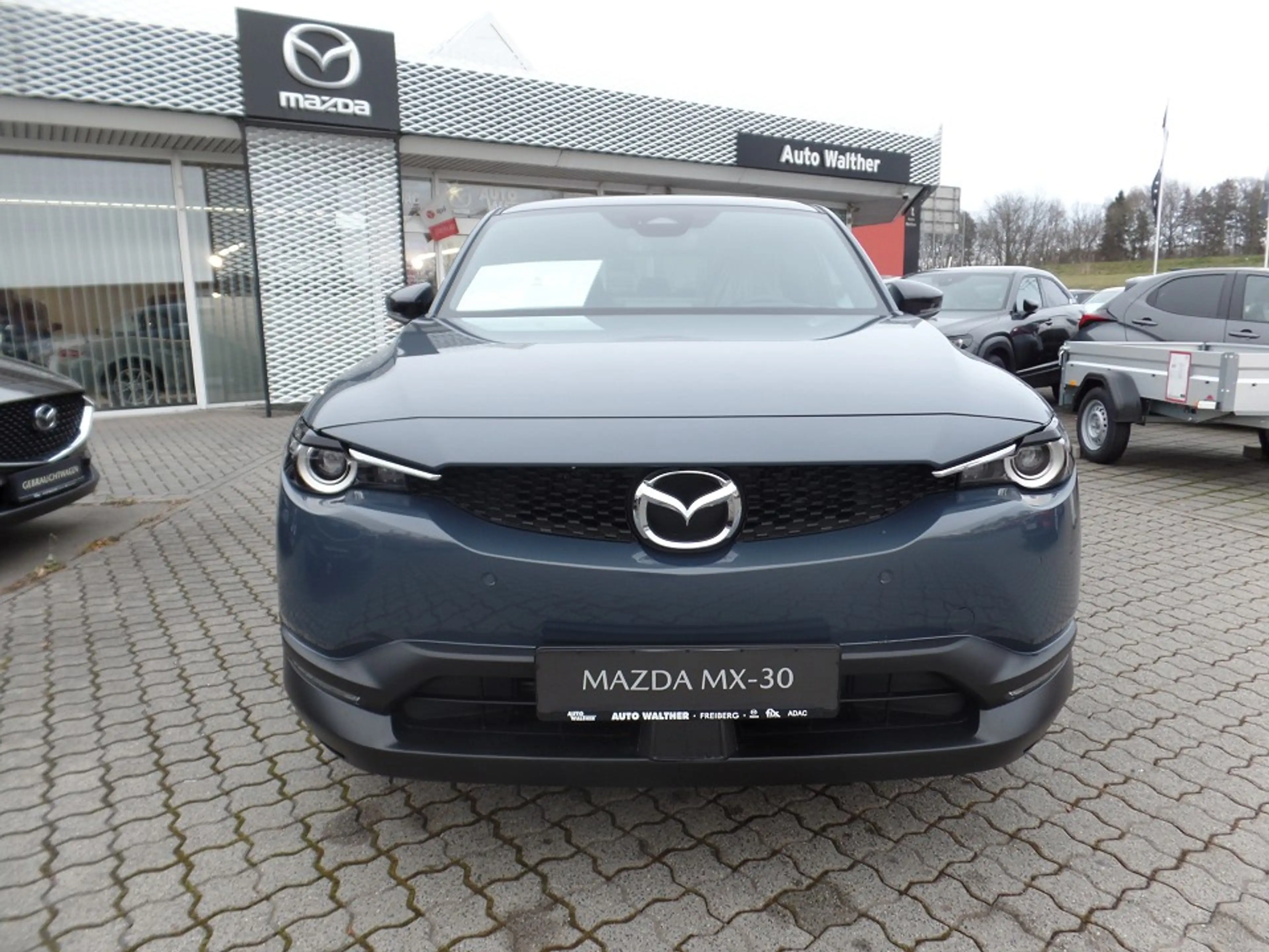 Mazda MX-30 e-SKYACTIV R-EV 170ps T AT Exclusive-Line — photo 2