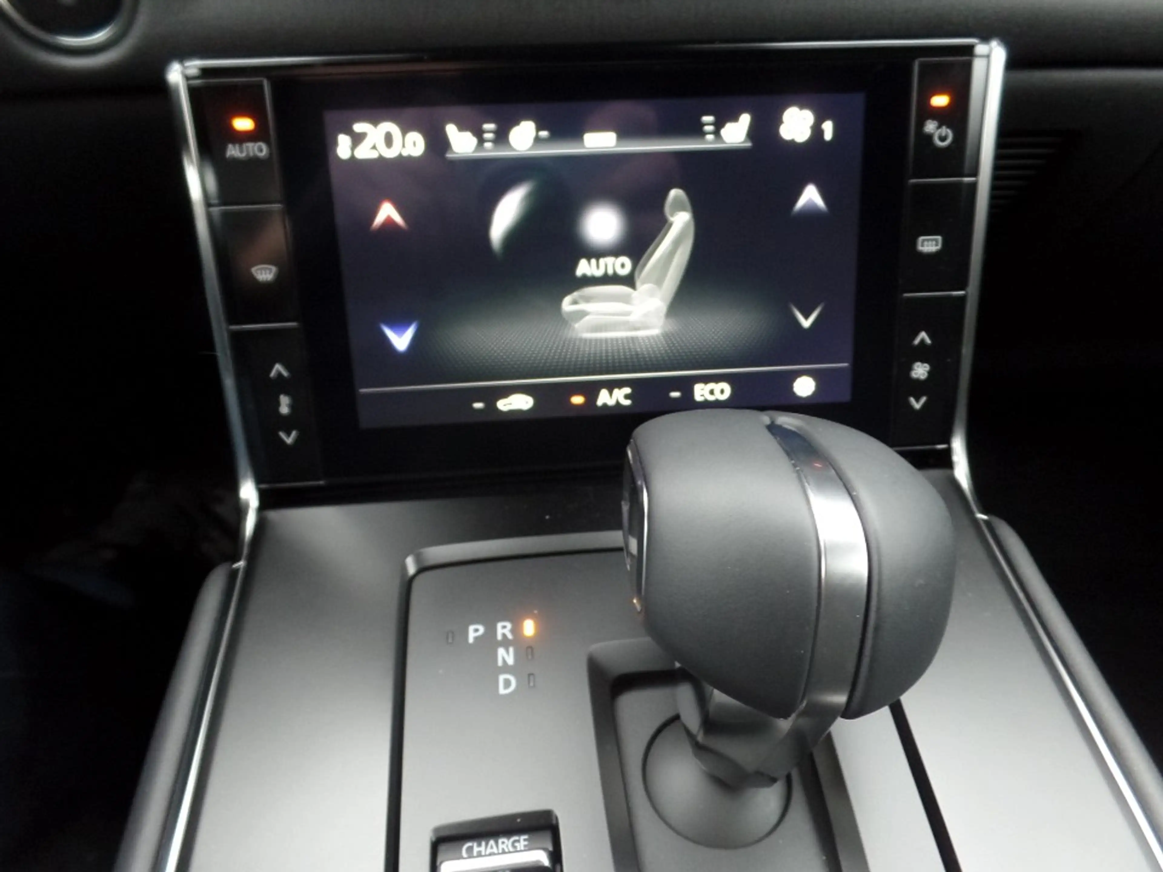 Mazda MX-30 e-SKYACTIV R-EV 170ps T AT Exclusive-Line — photo 6