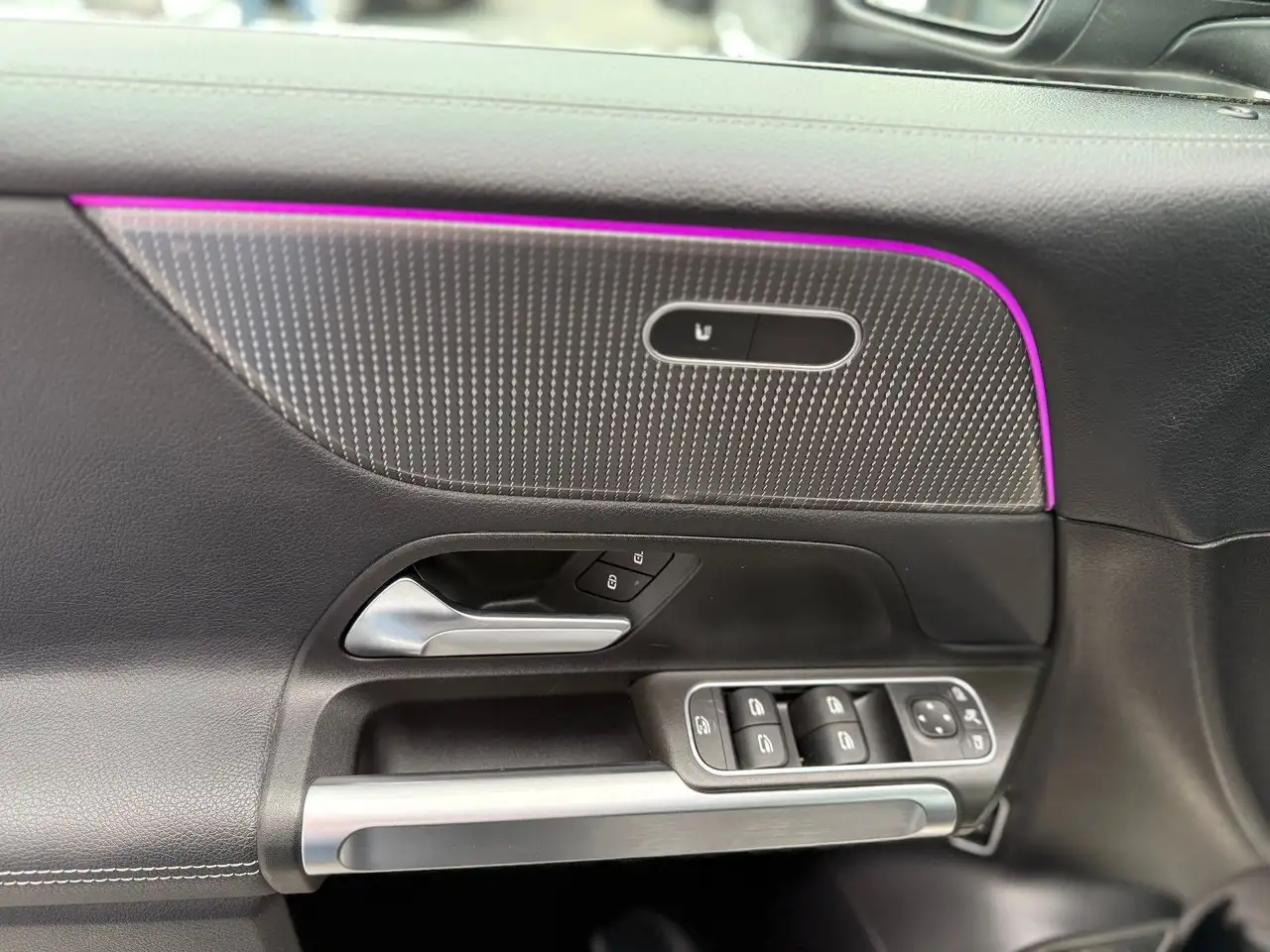 Mercedes-Benz GLB Progressiv*LED**Kam*Navi*Thermatic*1Hand, миниатюра 24