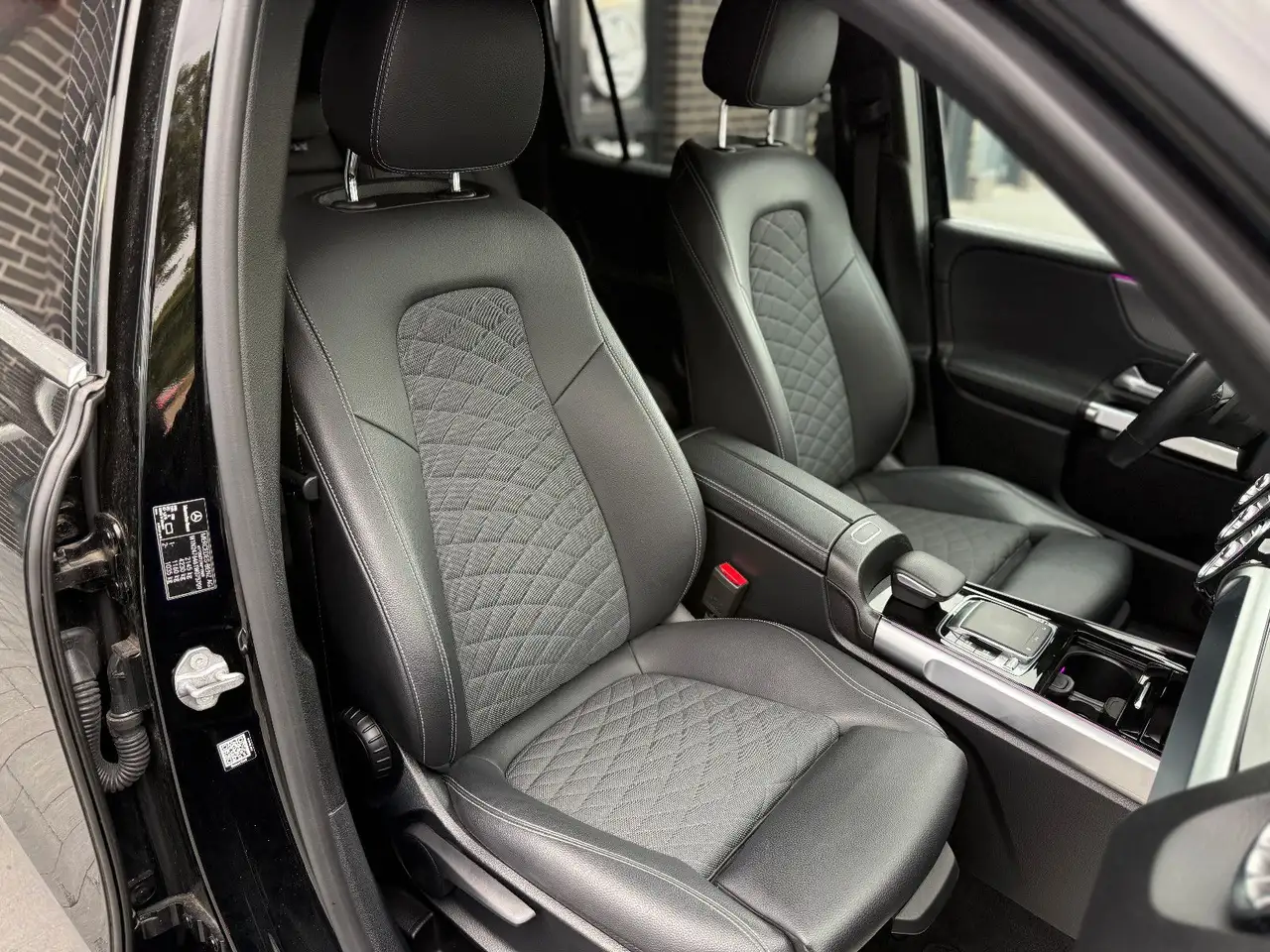 Mercedes-Benz GLB Progressiv*LED**Kam*Navi*Thermatic*1Hand, миниатюра 15