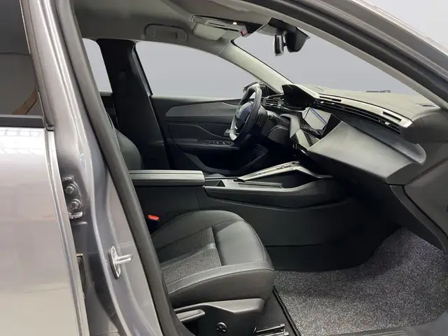 Peugeot 308 view 12