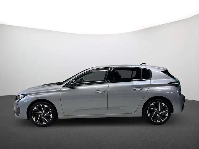 Peugeot 308 view 5