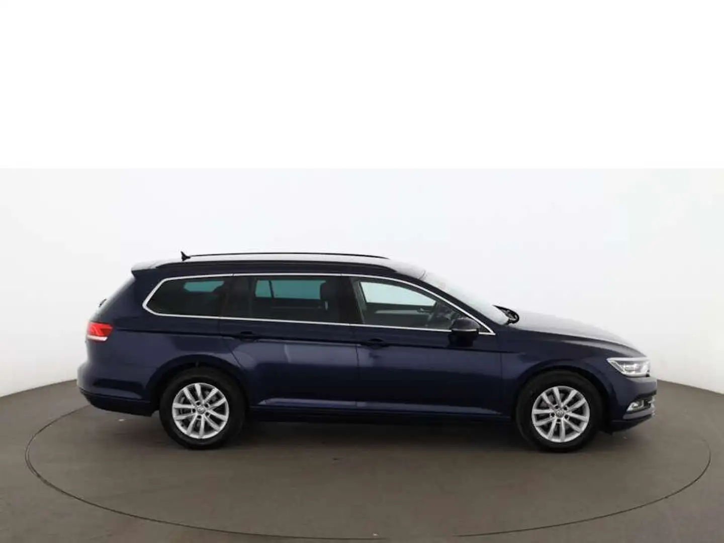 Volkswagen Passat Variant 1.6 TDI Comfortline Aut LED RADAR Blau - 2