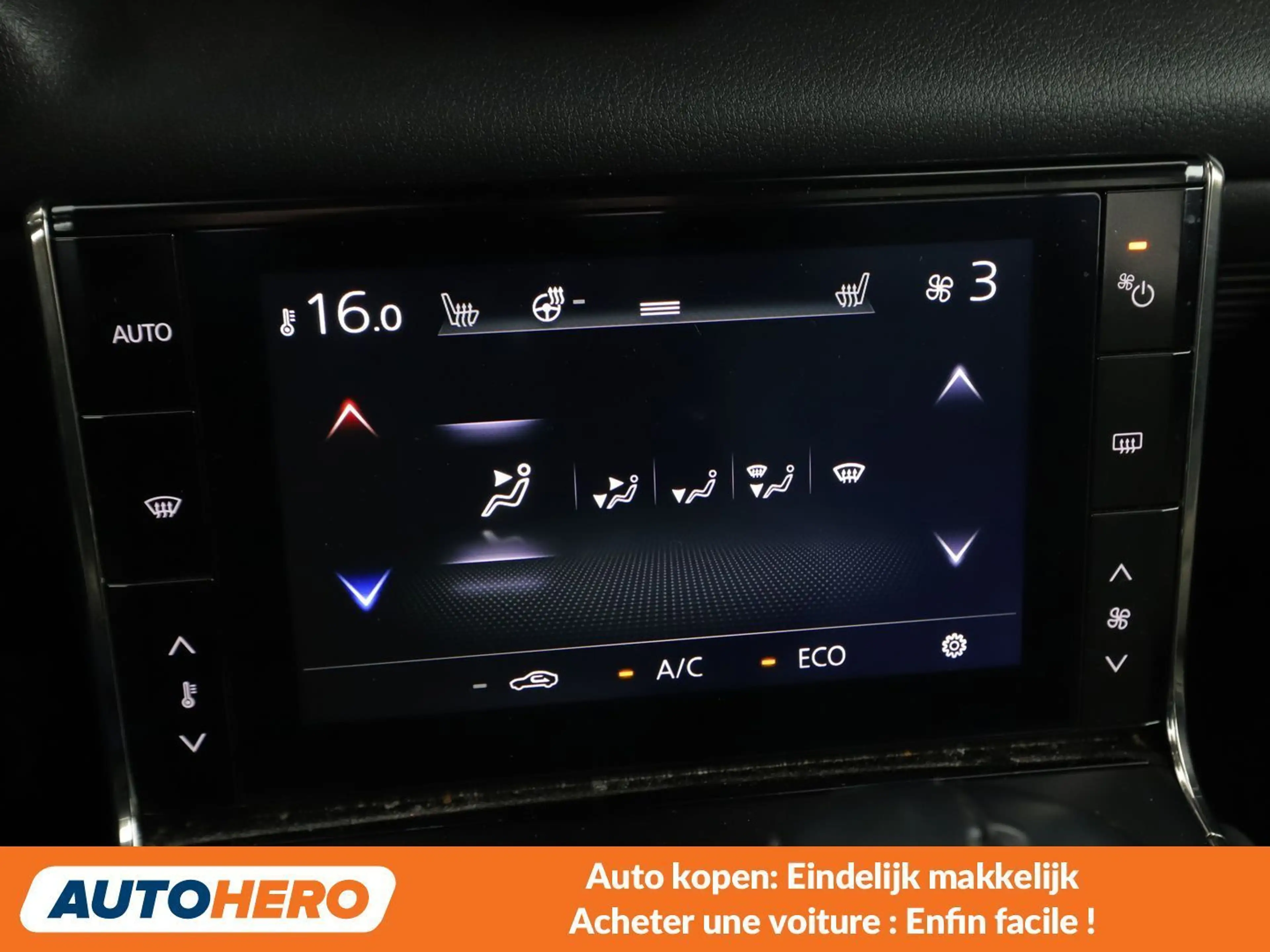 Mazda MX-30 e-Skyactiv 107 kW 100TH Anniversary — photo 13