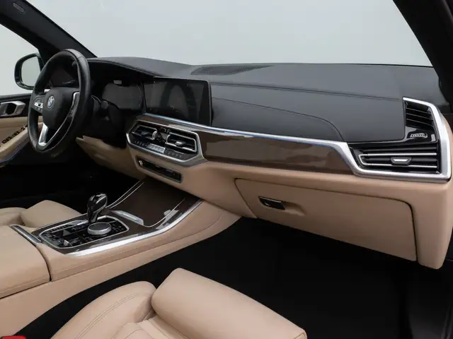 BMW X5 view 23
