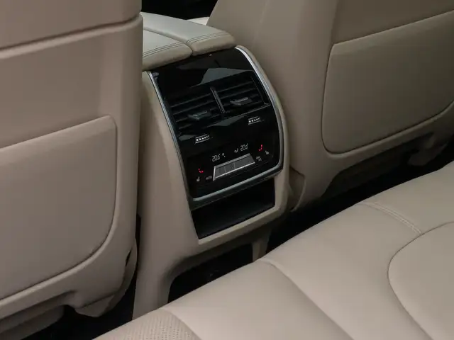 BMW X5 view 27