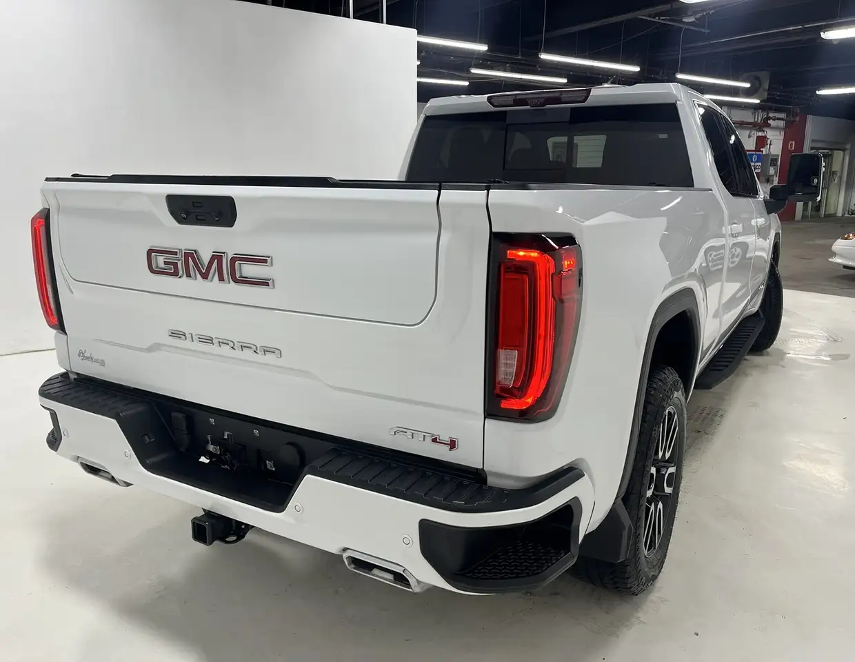 GMC Sierra 1500 снимка GMC Sierra 1500